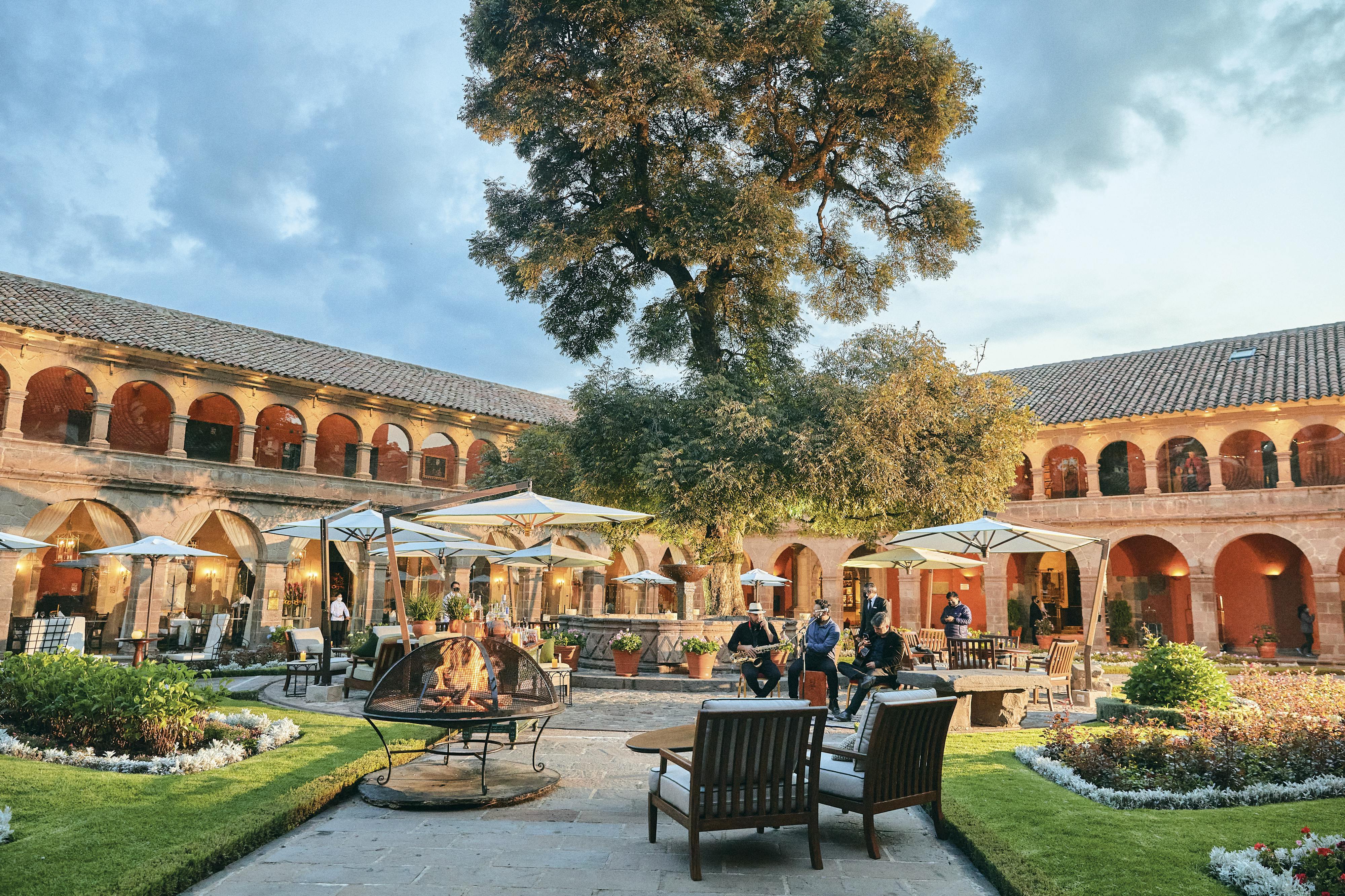 Featured photo from Monasterio a Belmond Hotel