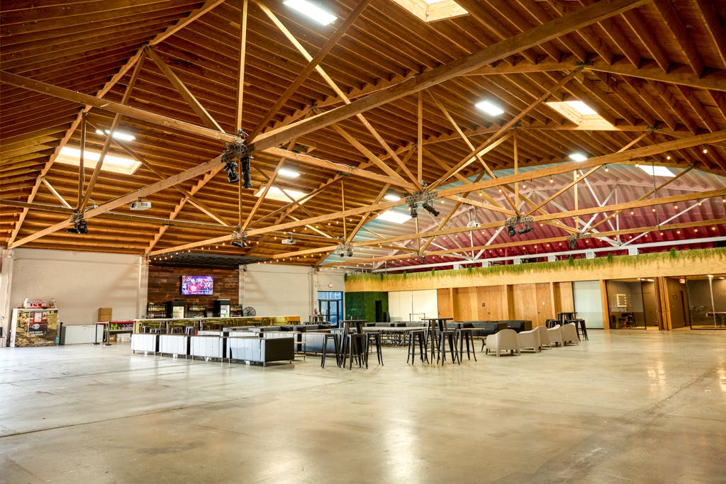 Featured photo from 9ThirtyLA