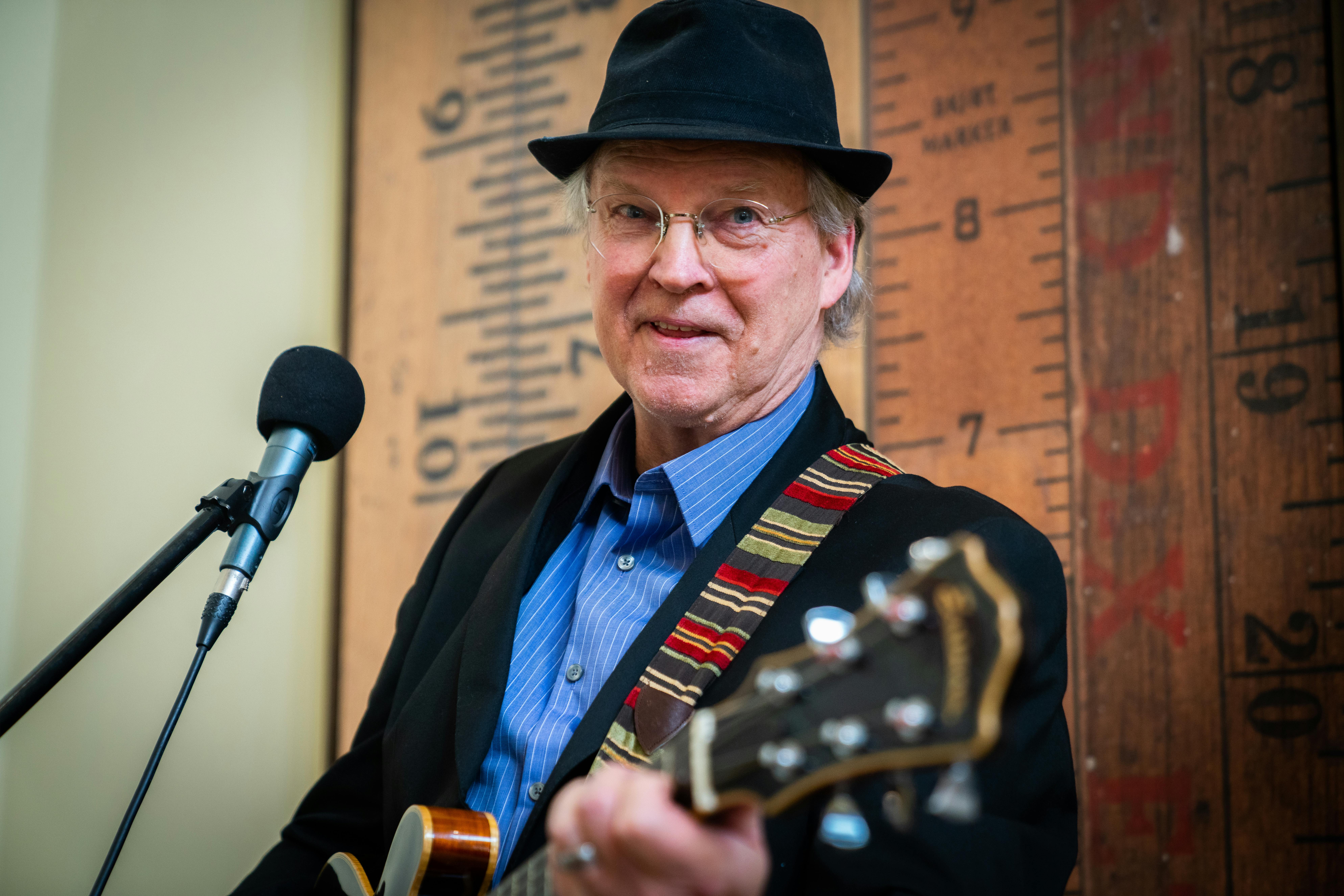 Featured photo from GroverMusic