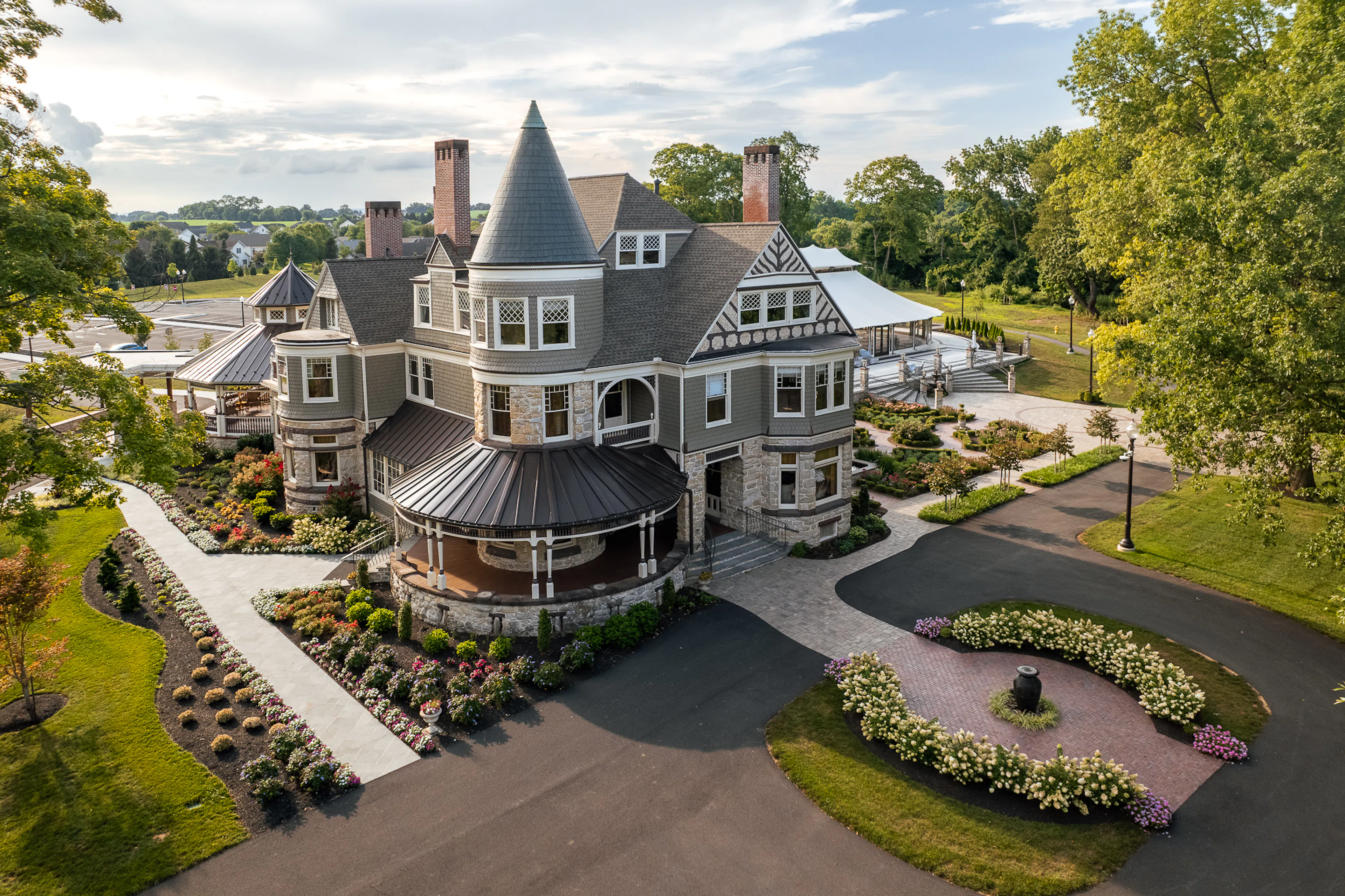 Ashcombe Mansion | Mechanicsburg Venue | PartySlate Ashcombe Mansion | Mechanicsburg Venue | PartySlate