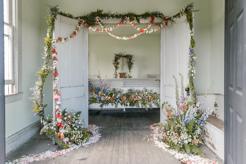 Featured photo from Finding Eminence Farm