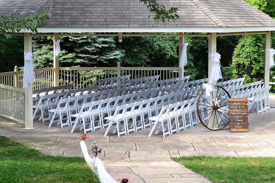 Featured photo from Ty's Wedding Rental and Services LLC