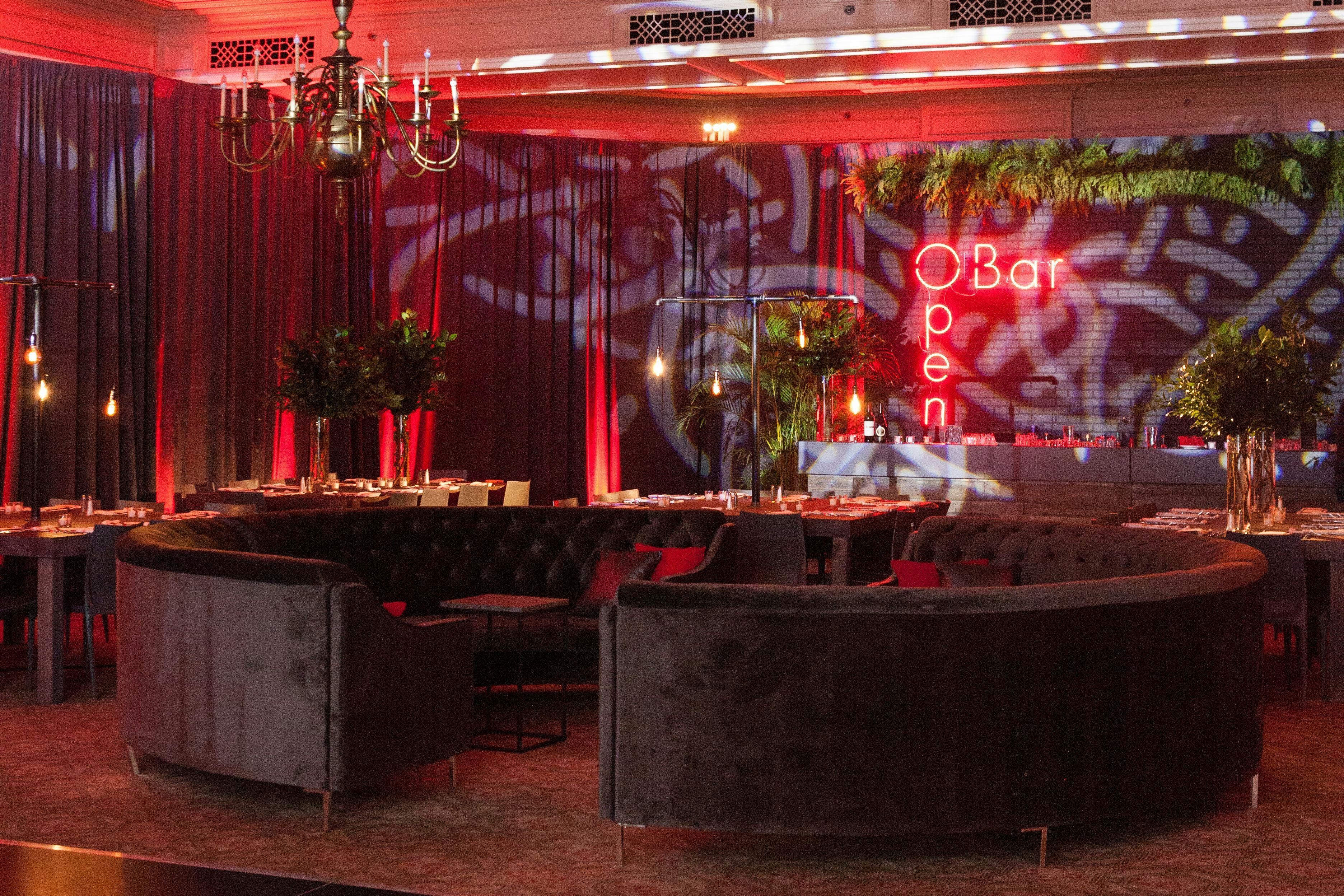 Featured photo from PARTY PLANZ PRODUCTIONS