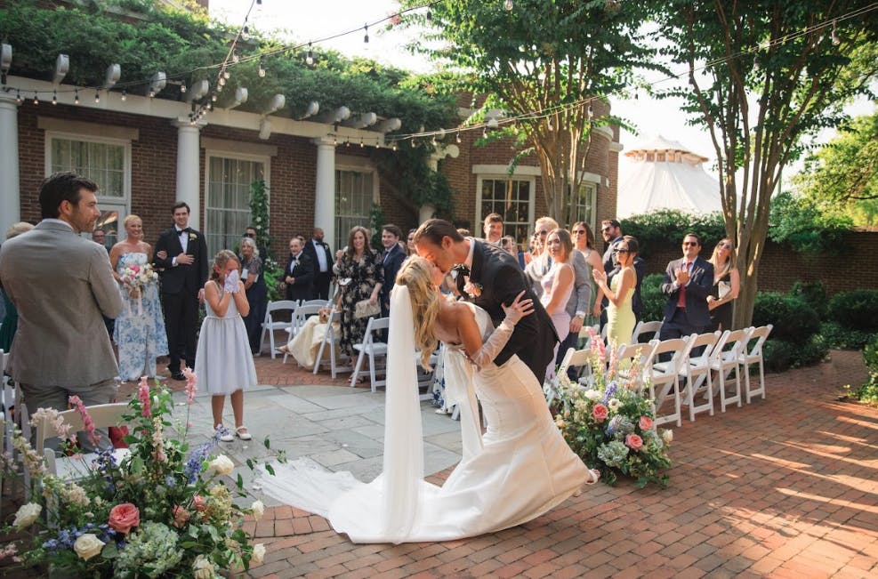 Featured photo from Kristen Leigh Weddings