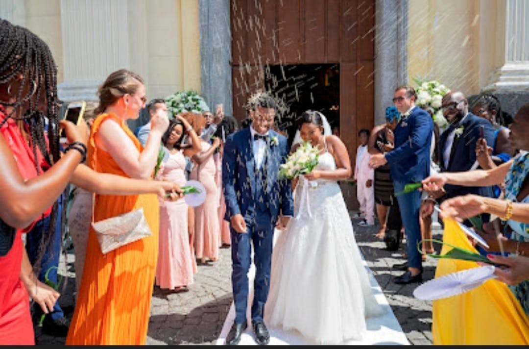 Featured photo from Élite Events