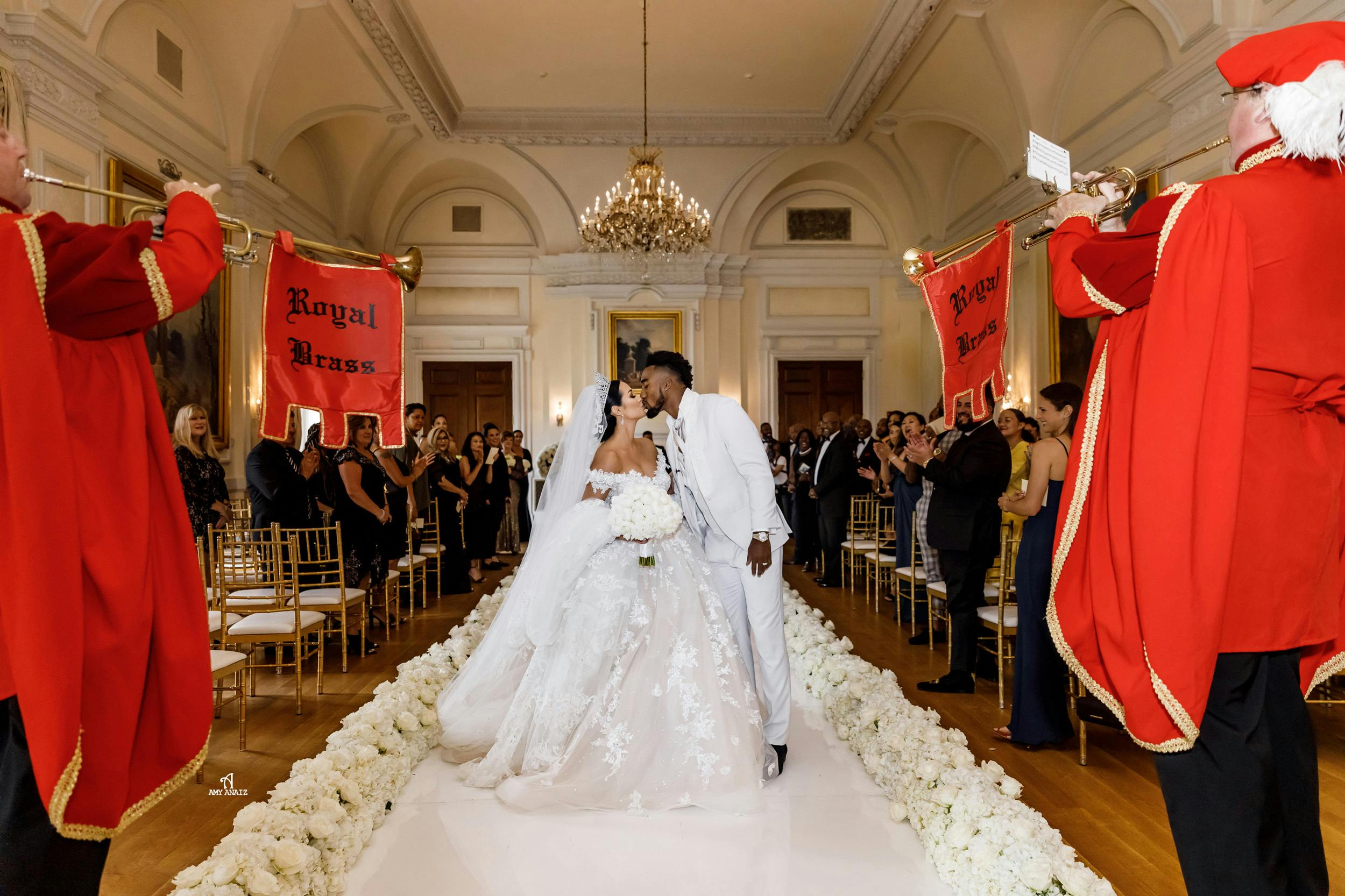 Cover photo of Amy Anaiz Photography