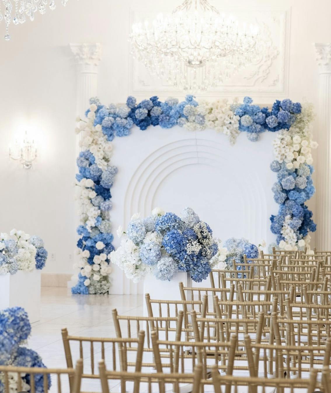 Featured photo from Roe's Wedding & Events