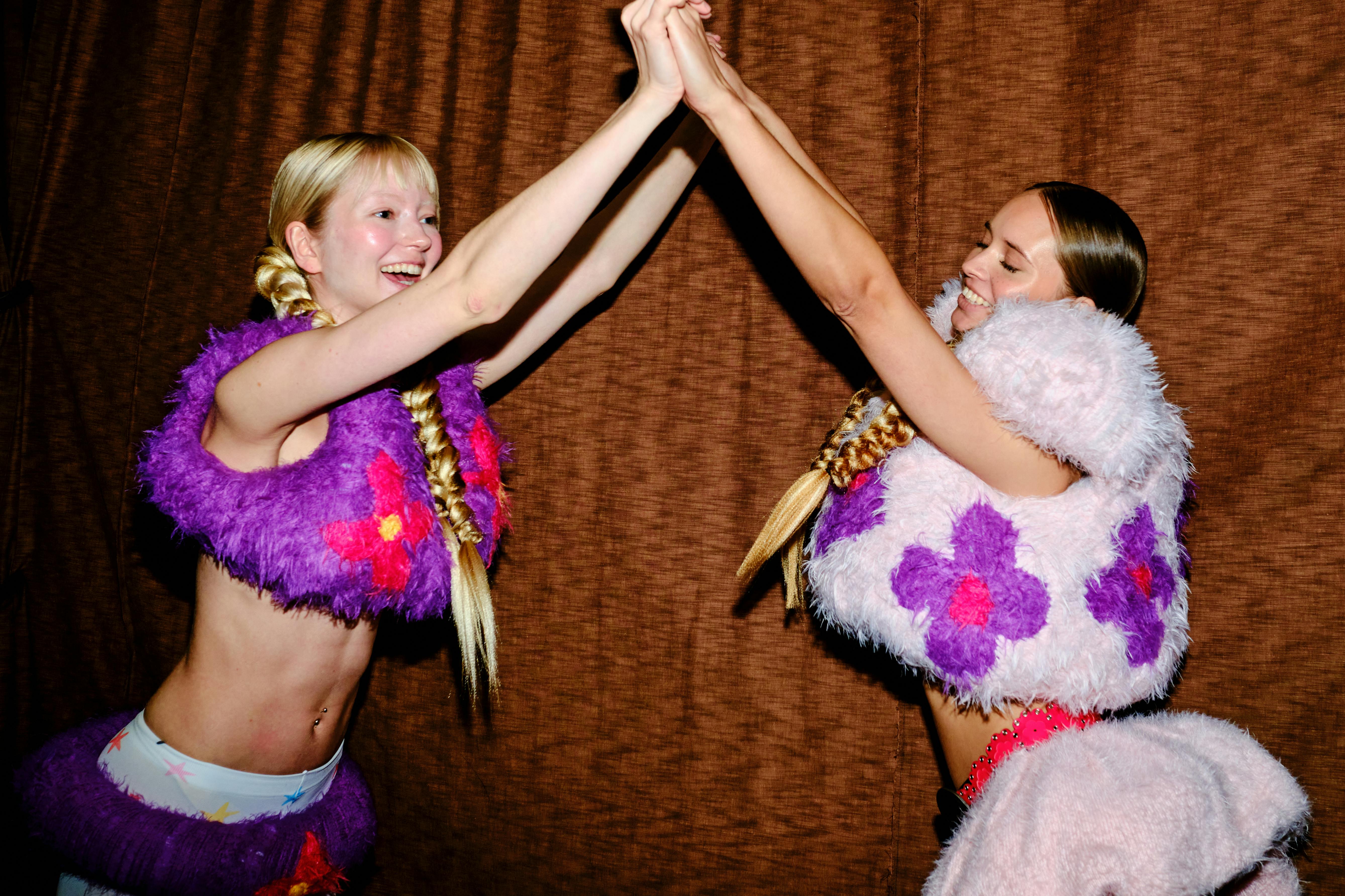 Cover photo of Folk Media