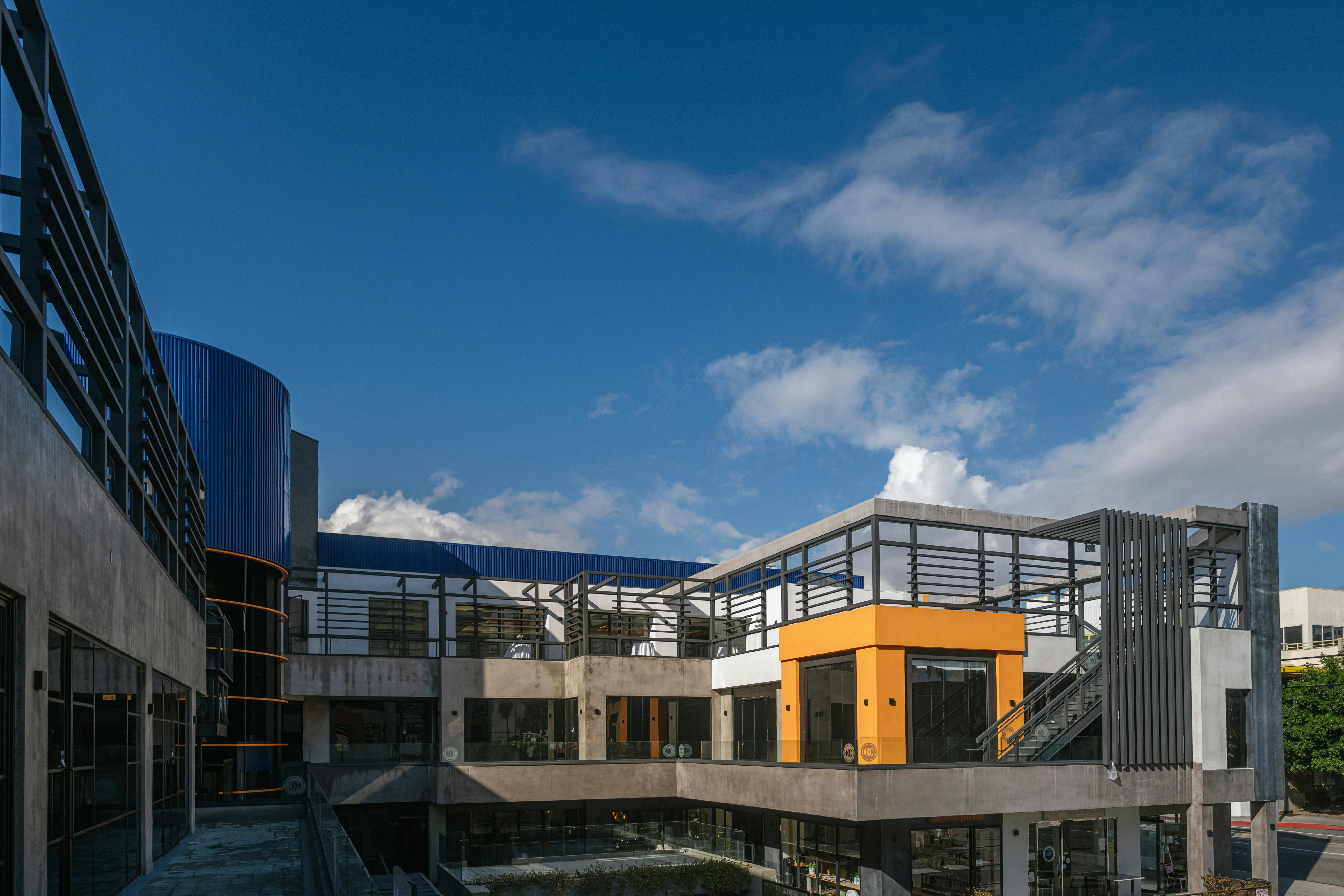 Featured photo from Above the Block LA