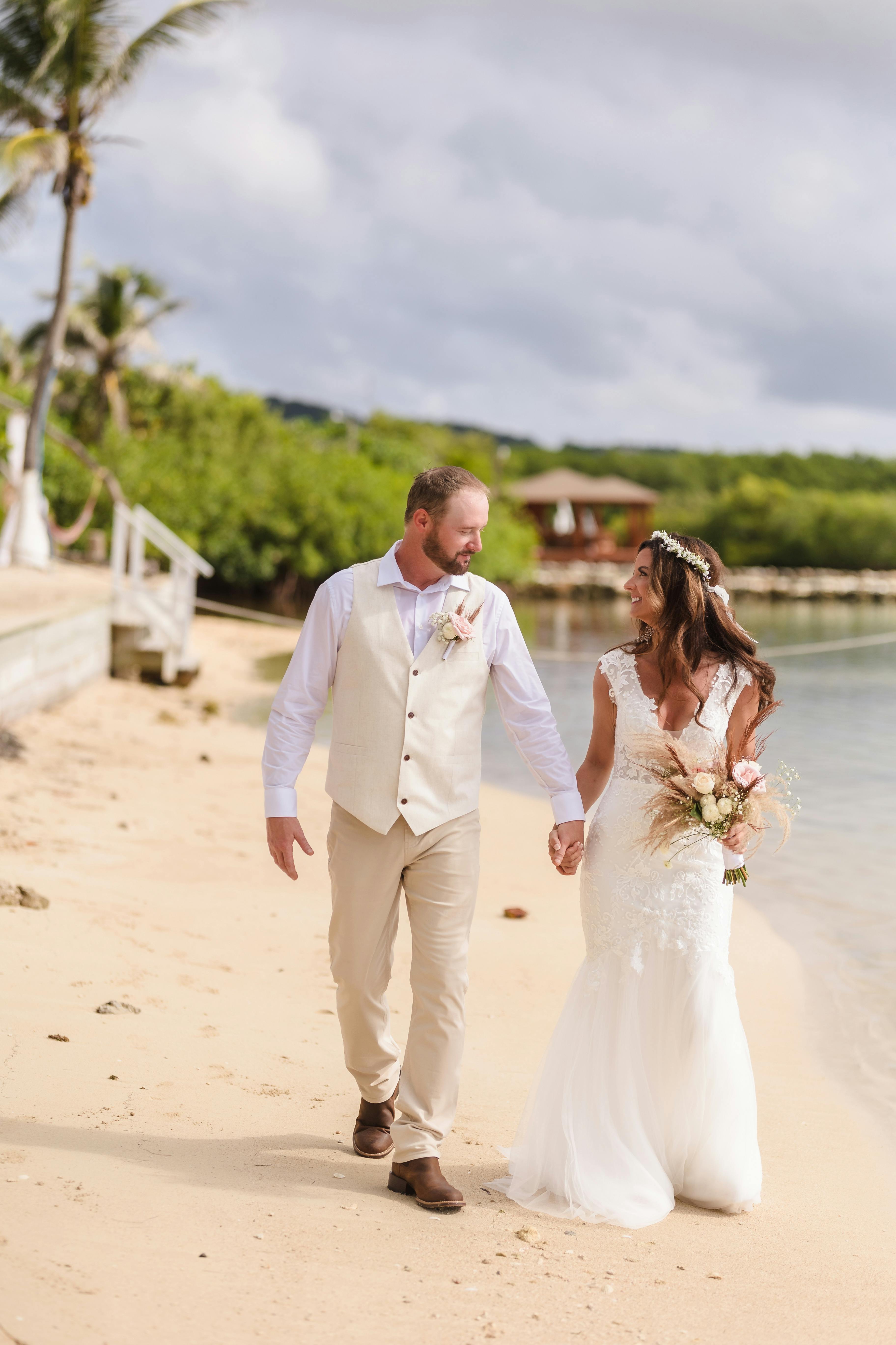 Featured photo from Weddings Roatan