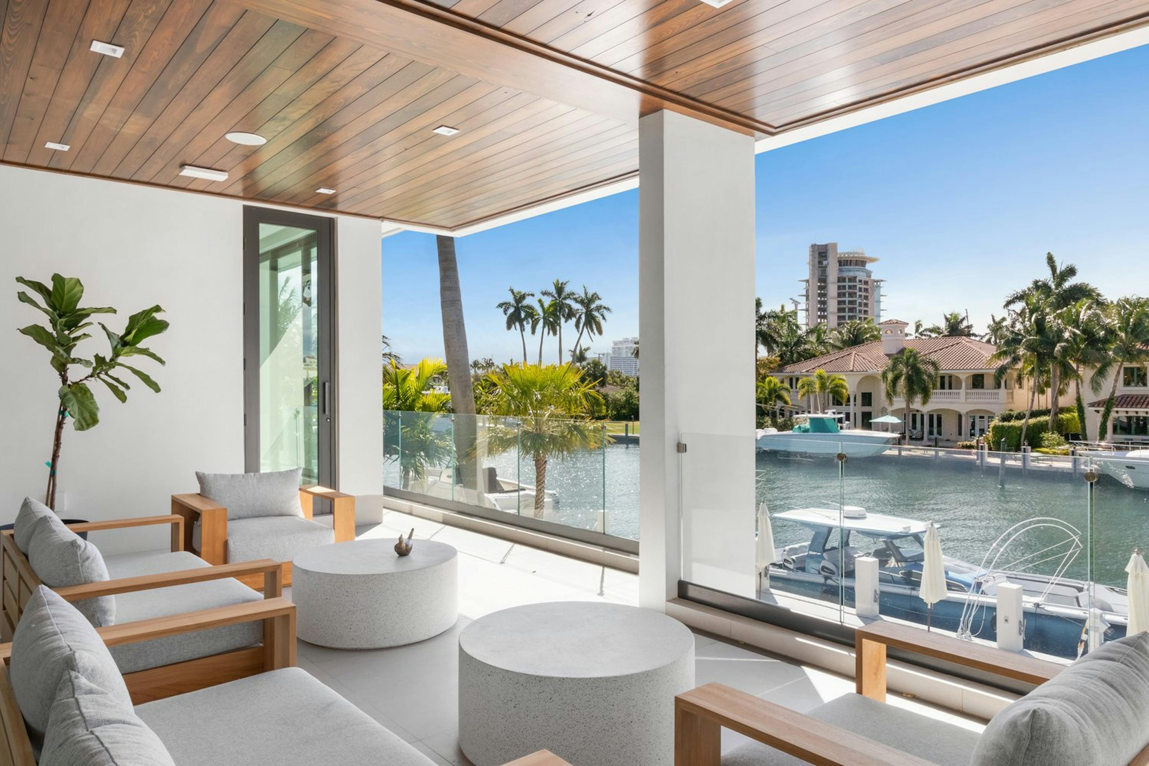 Cover photo of Gold and Sea