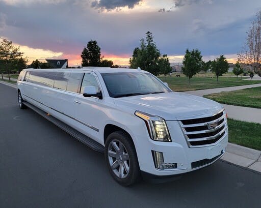 Featured photo from Price 4 Limo Chicago