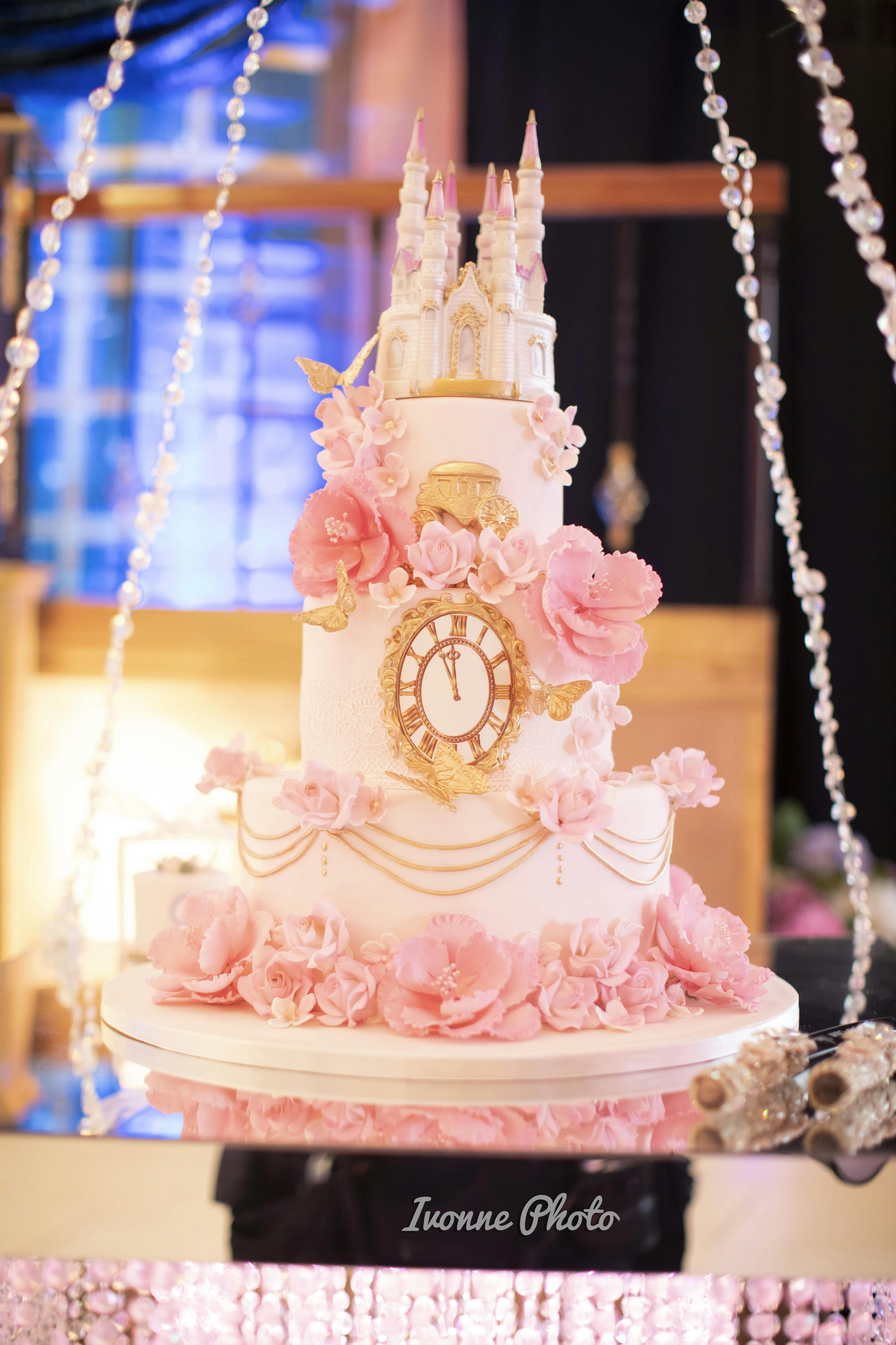 Featured photo from Cake Lounge Miami