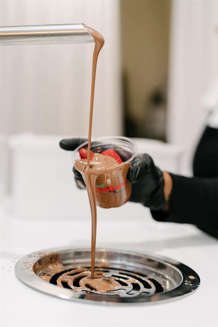 Featured photo from Strawberry Bites