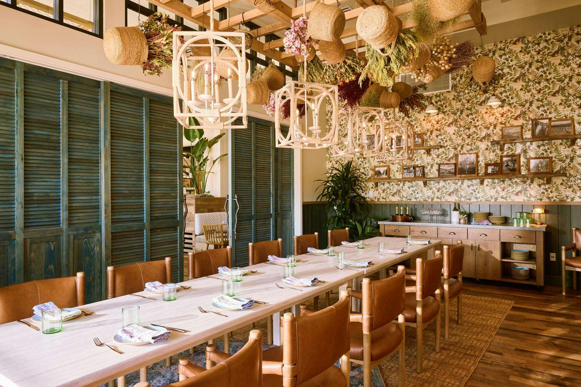 Featured photo from Treehouse Hotel Silicon Valley