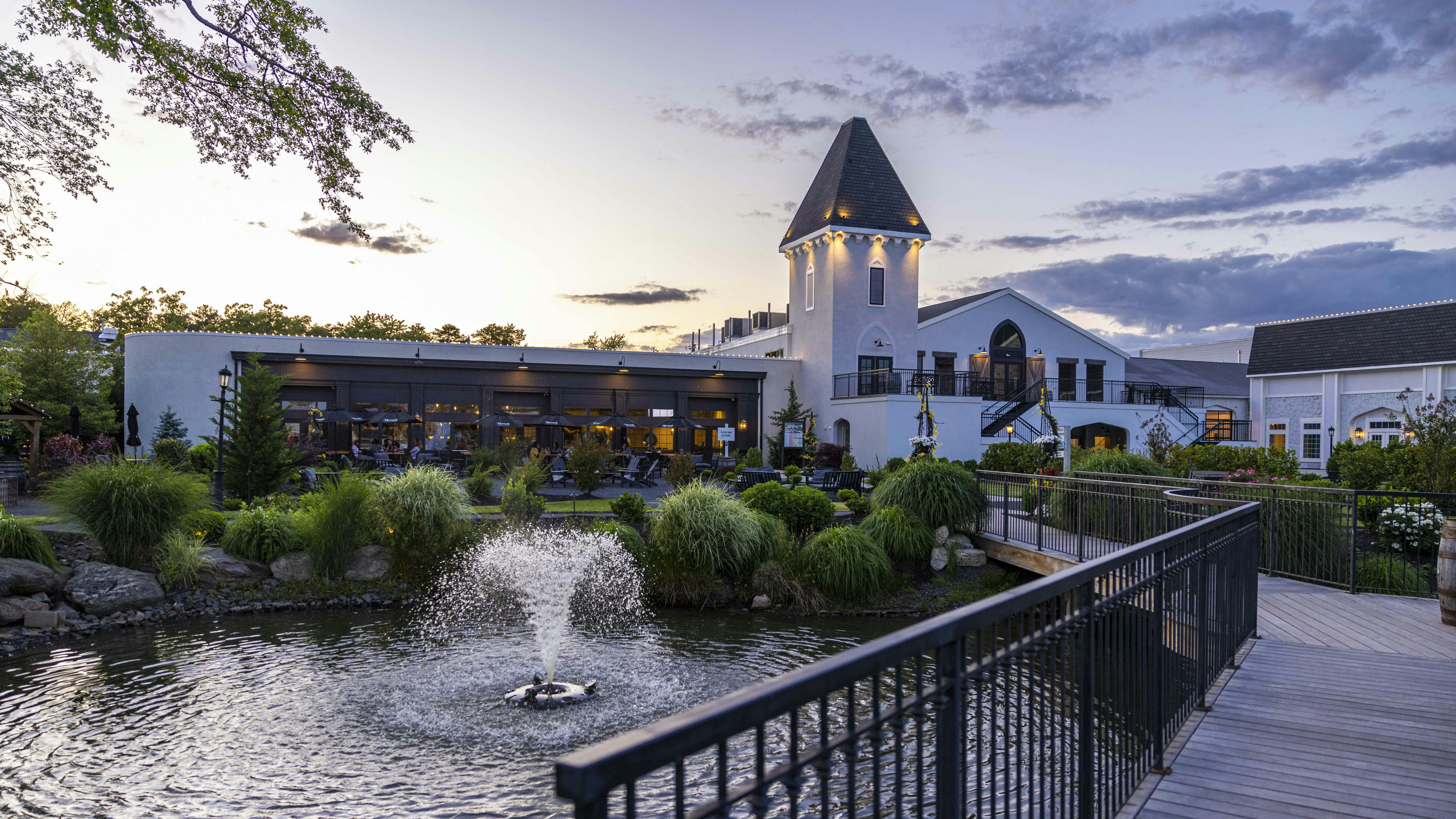Featured photo from Renault Winery Resort