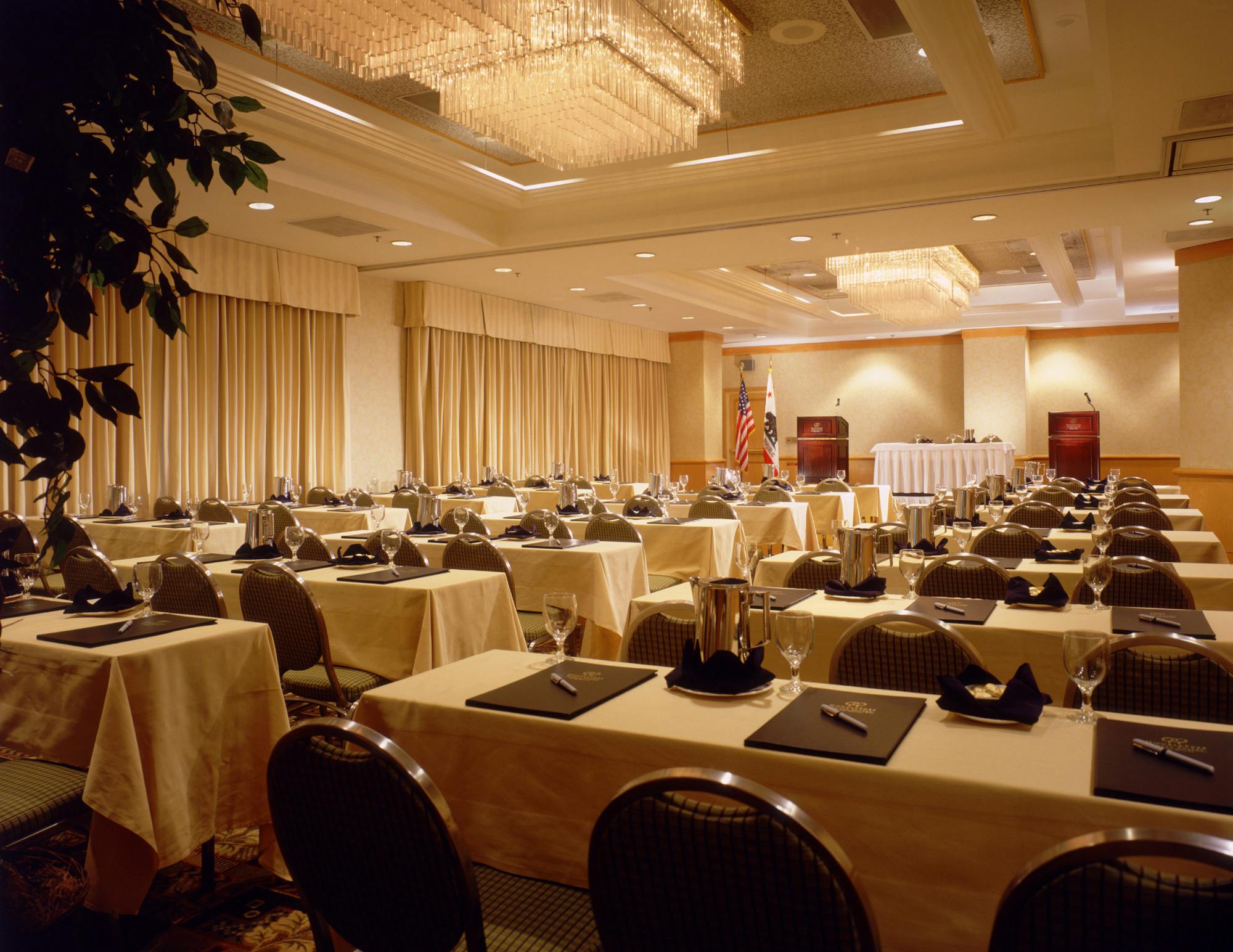 DoubleTree Suites by Hilton Hotel Santa Monica Santa Monica Venue All Photo Albums PartySlate