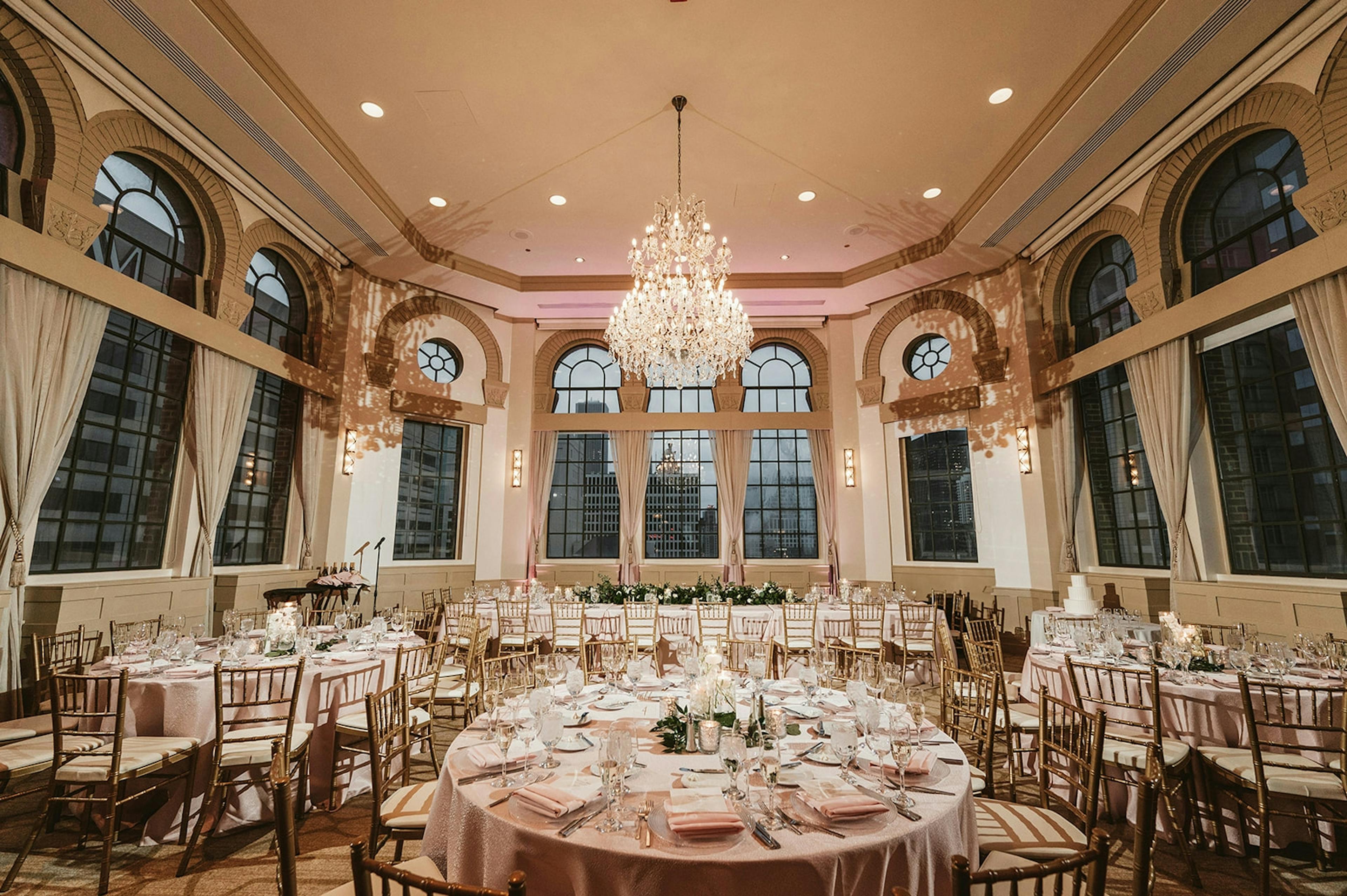 Cover photo of Warwick Allerton Hotel Chicago