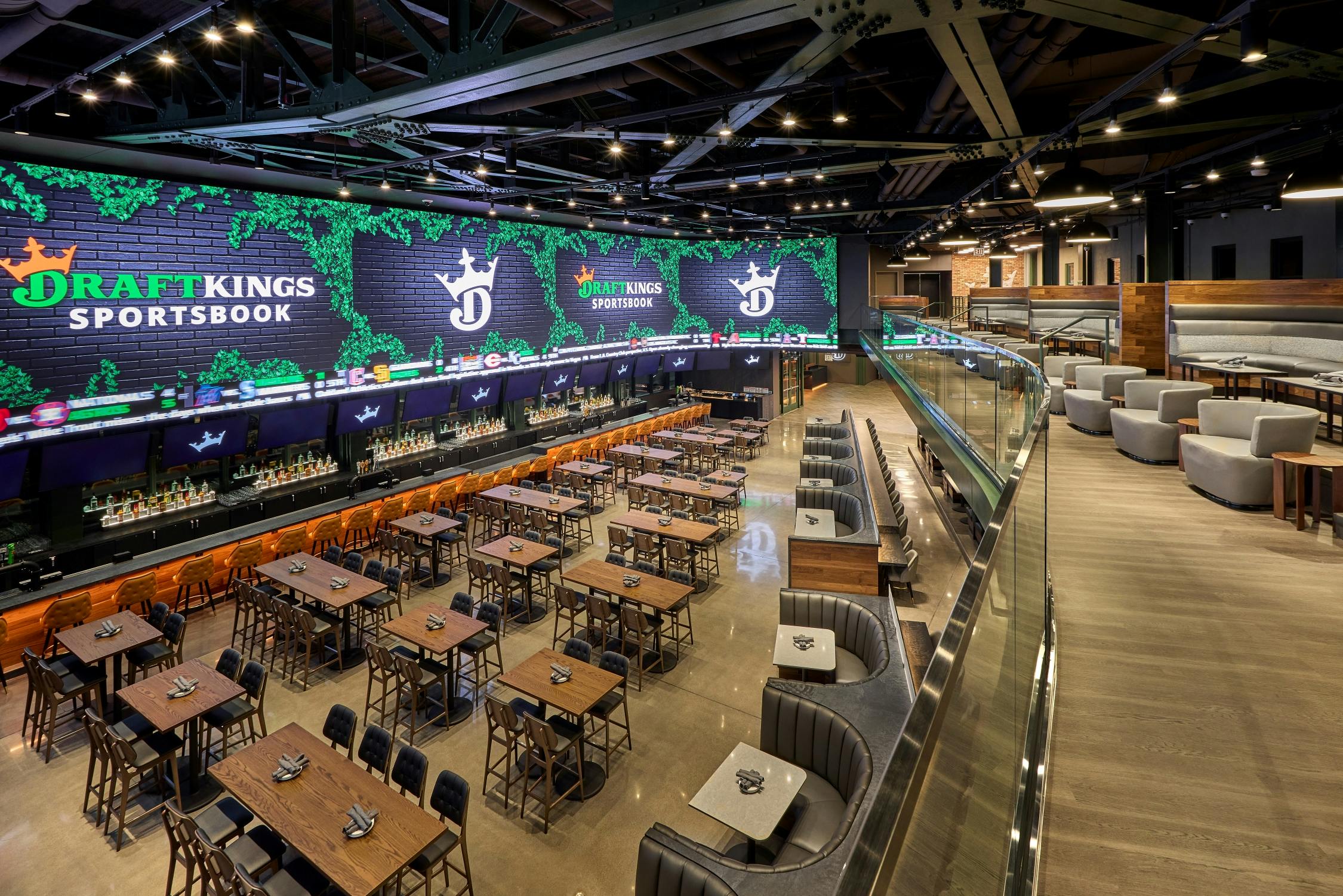 Featured photo from DraftKings Sportsbook at Wrigley Field