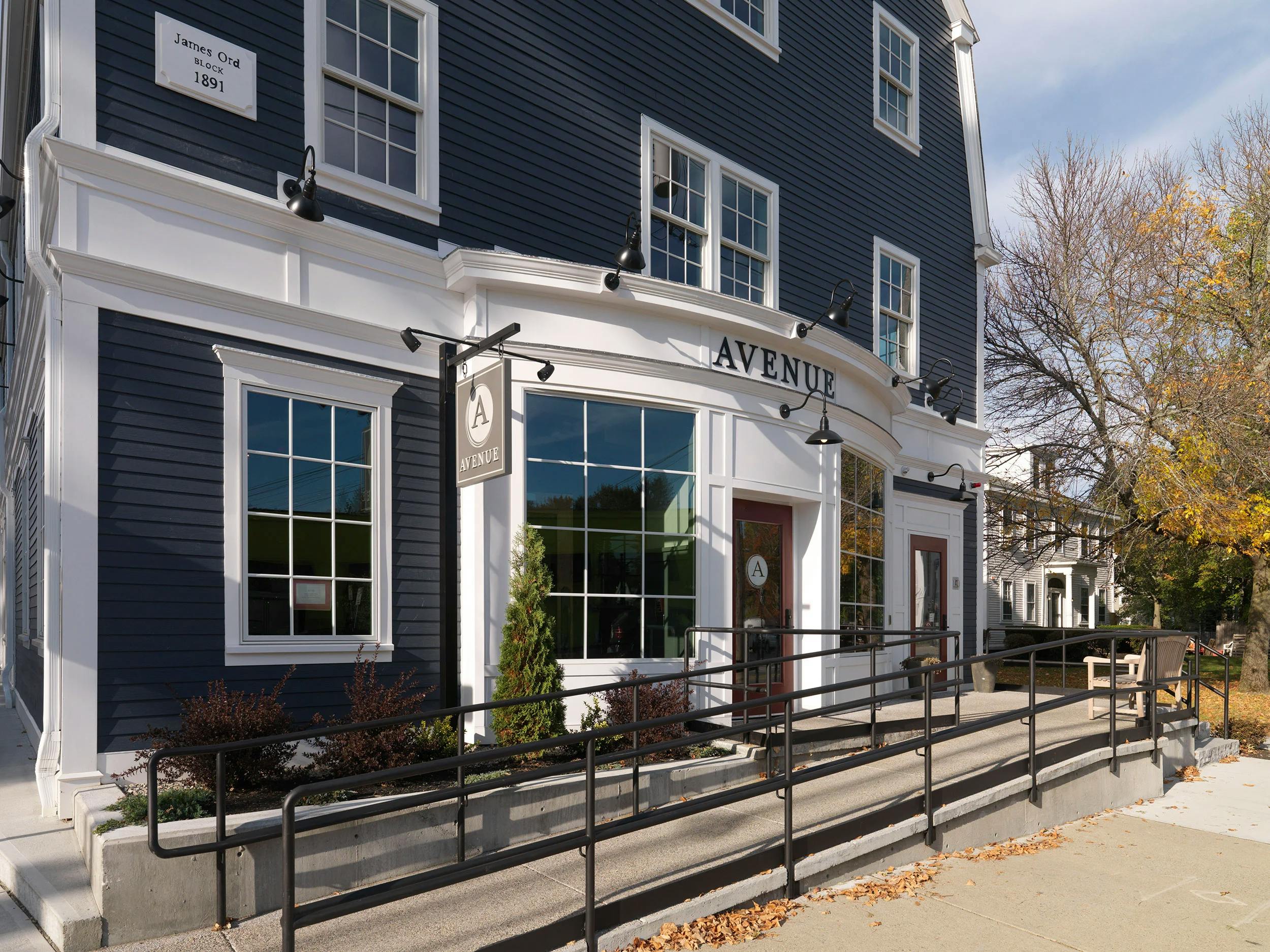 Featured photo from Avenue