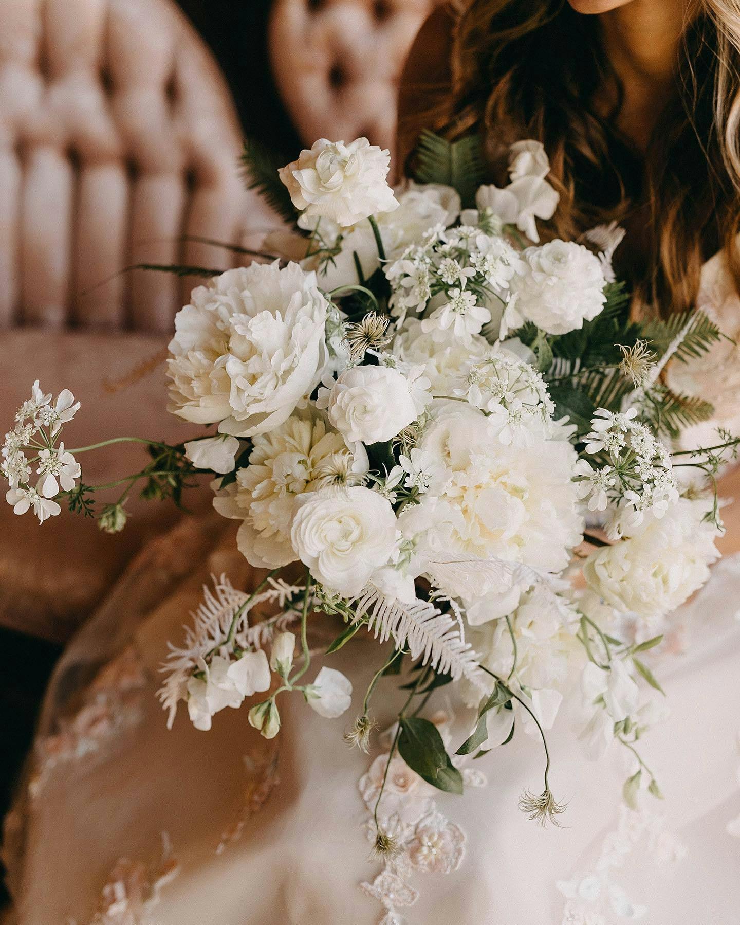 Featured photo from Leslie Lee Floral Design