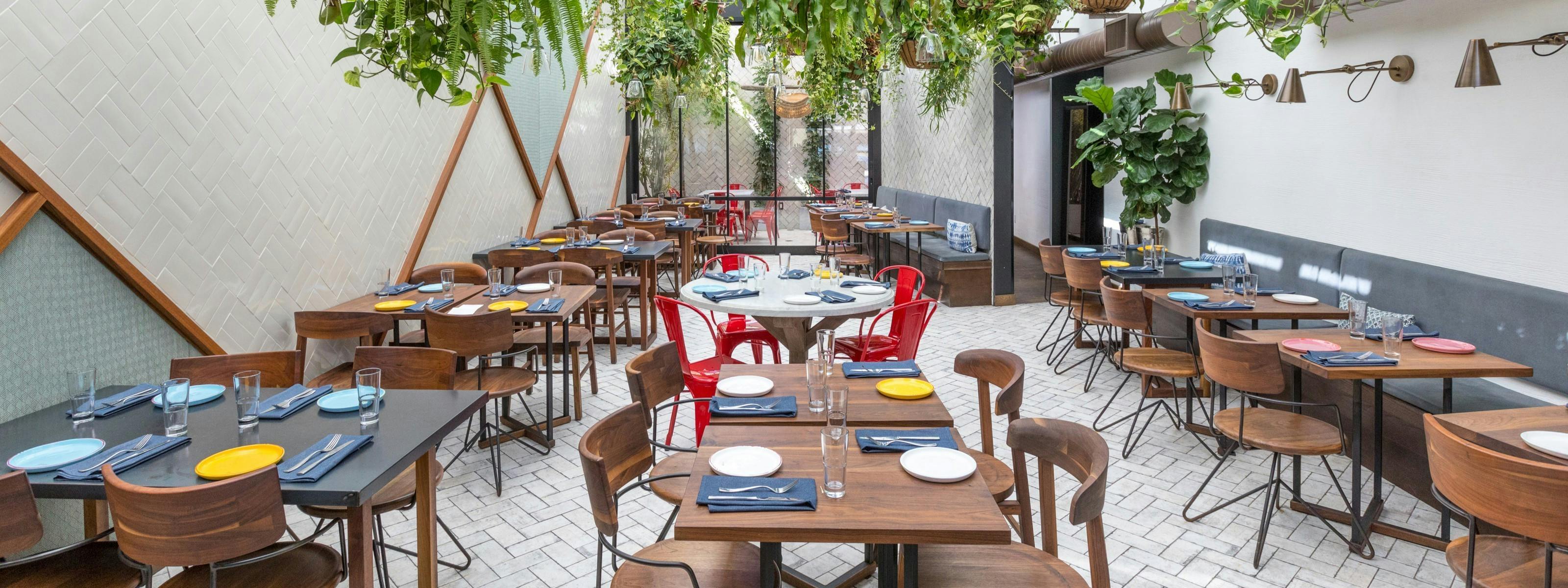 Featured photo from Gracias Madre