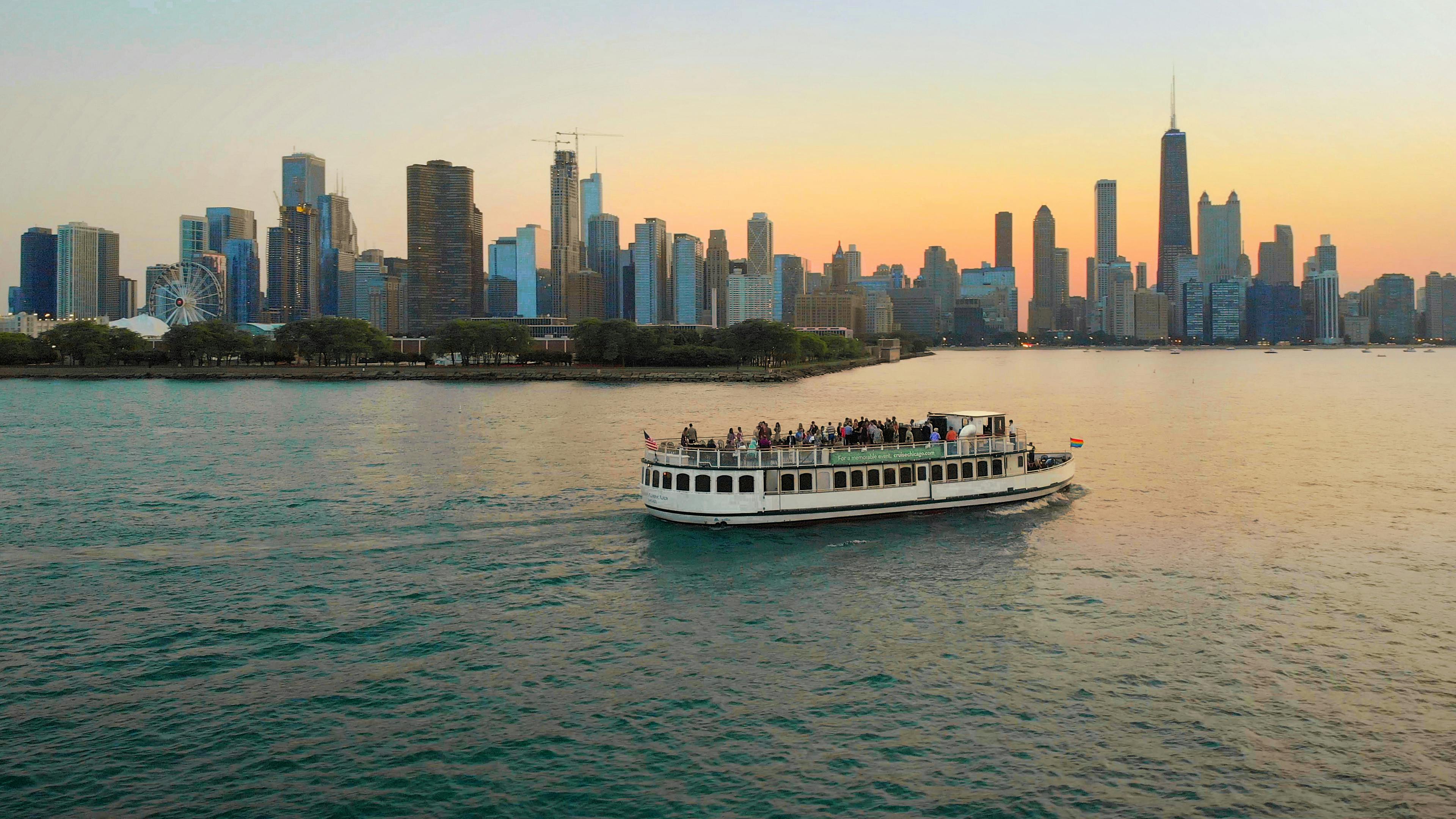 Featured photo from Chicago's First Lady Cruises