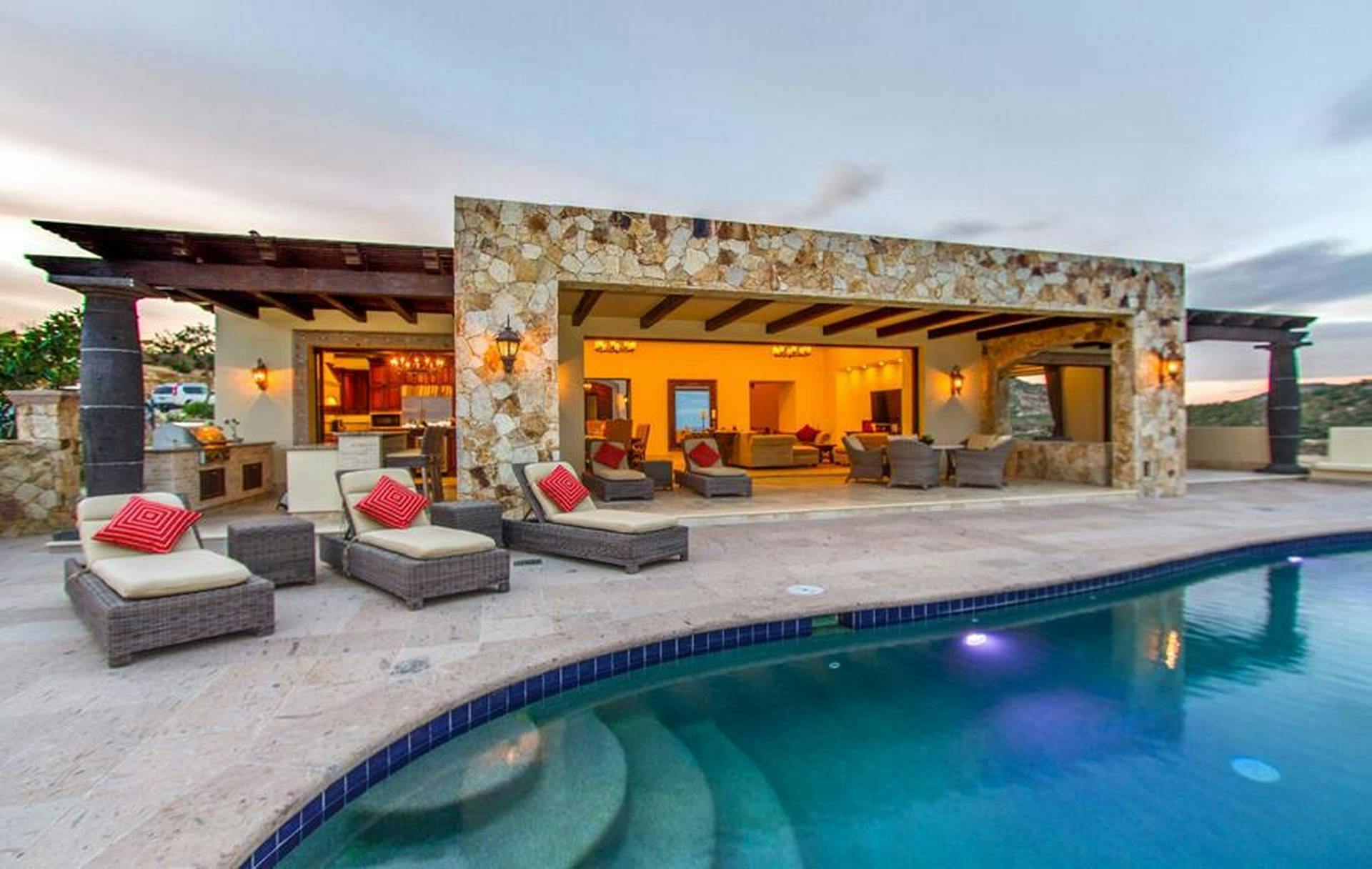 Featured photo from Casa Kay