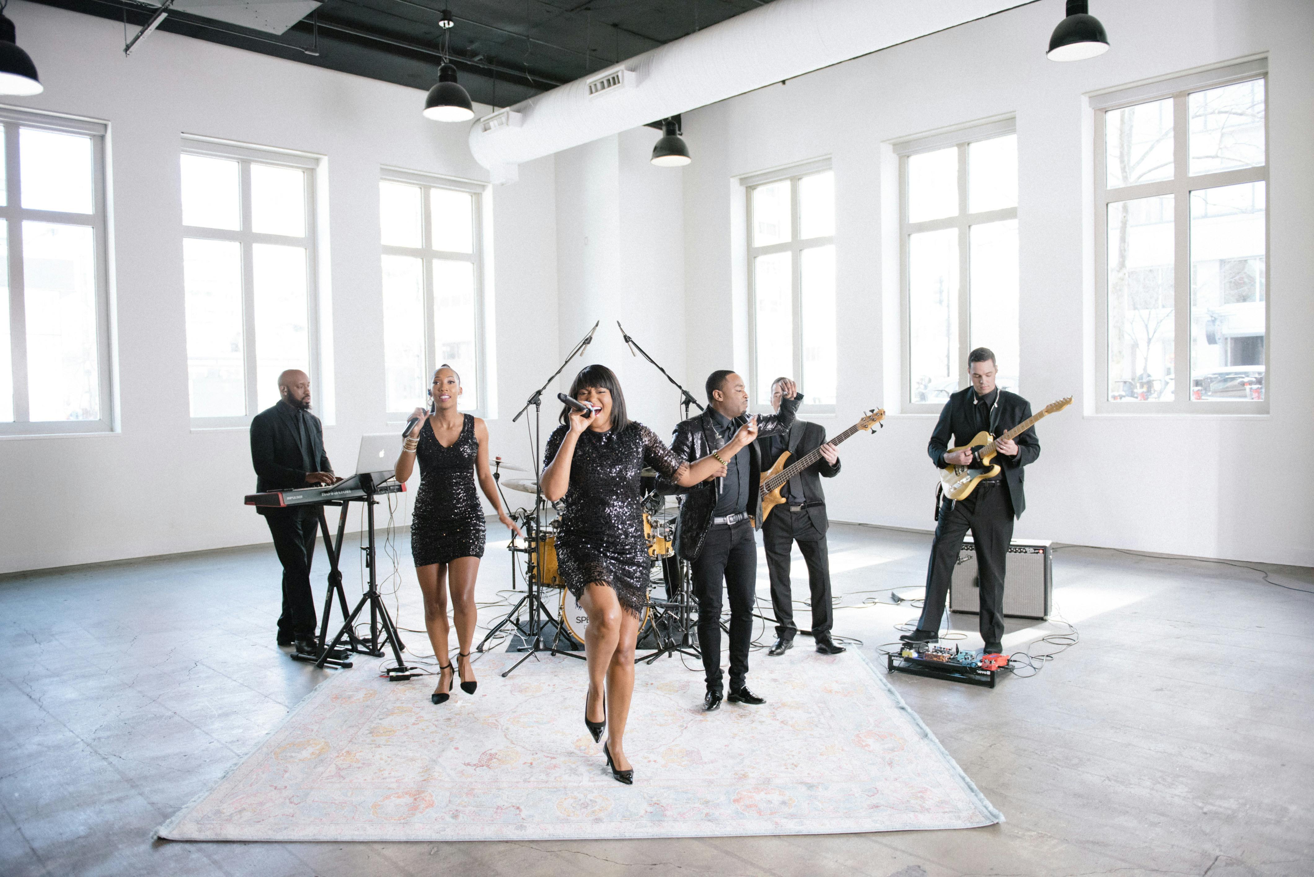 Cover photo of Lucy Black Entertainment