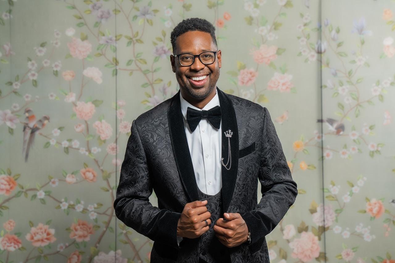 Logo for Jarvis Lawhorn Weddings & Events