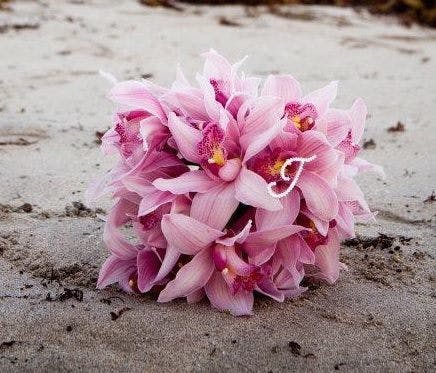 Logo for Floral Designs by Yamir