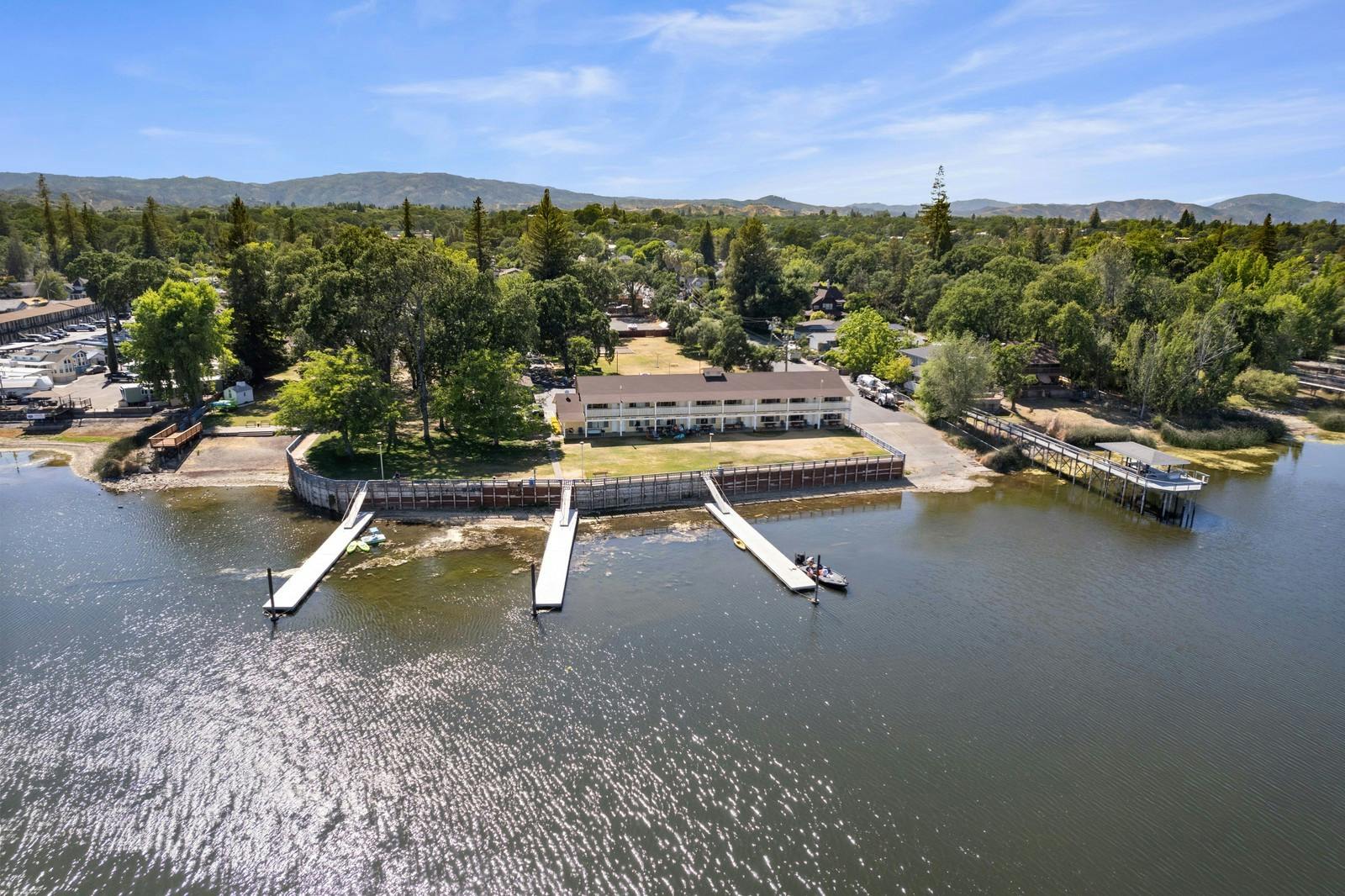 Logo for Skylark Shores Resort