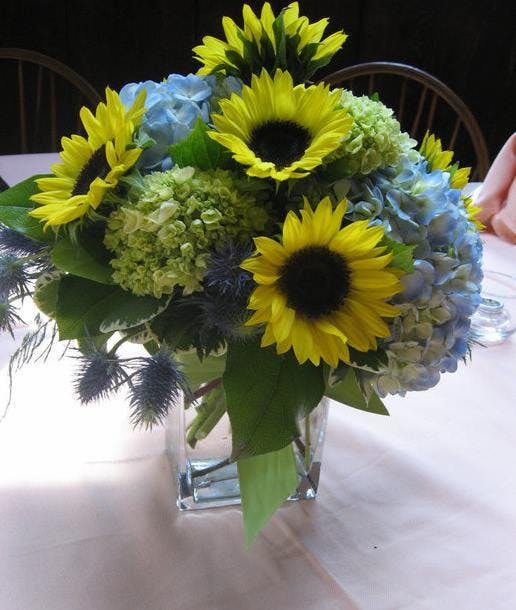 Logo for Flowers by Lisa