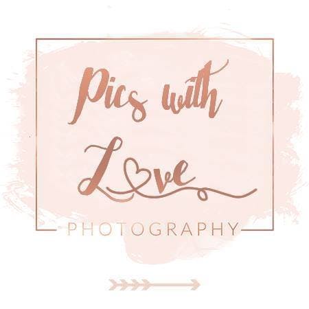 Logo for Pics with Love Photography