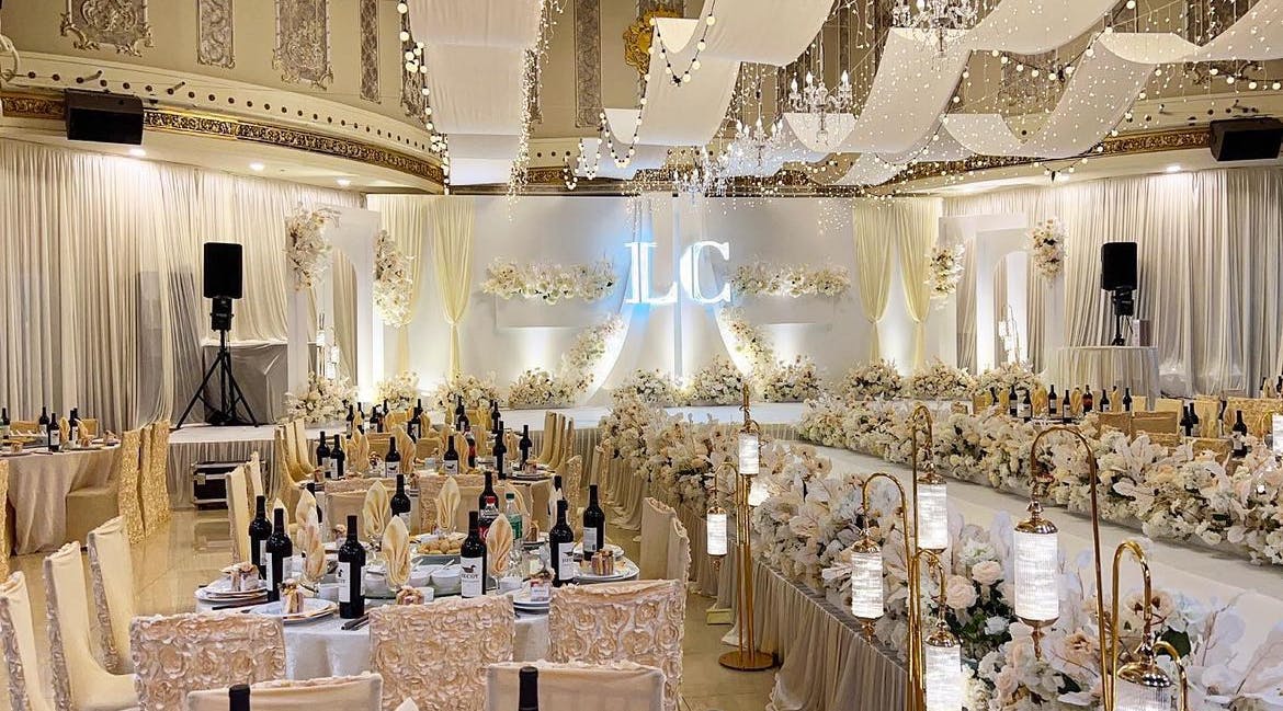 Logo for Crown one restaurant