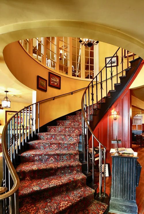 The Avenue Room, an event space at The Ginger Man