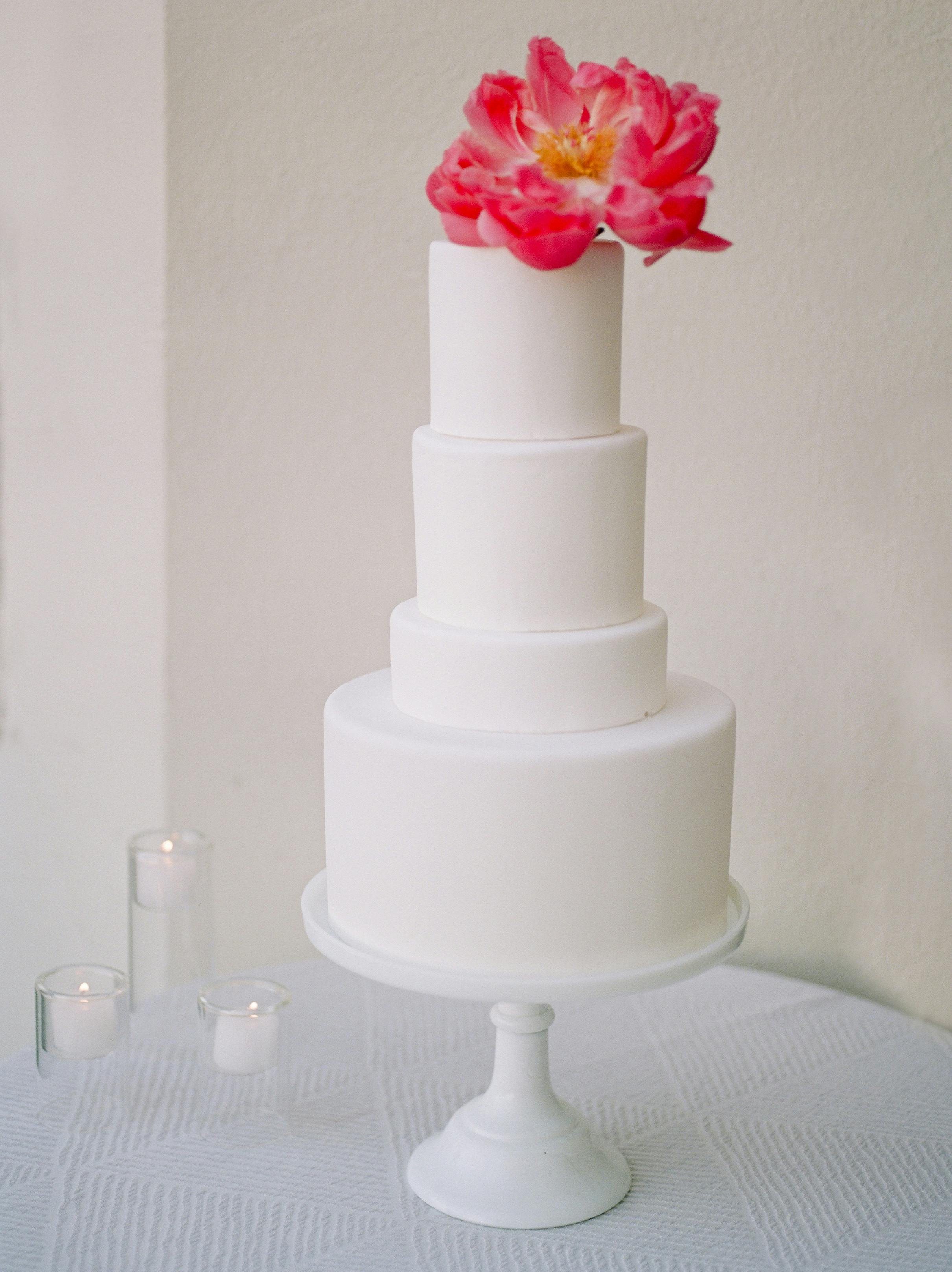 Wedding Cake Ideas posted by Ochun Studio