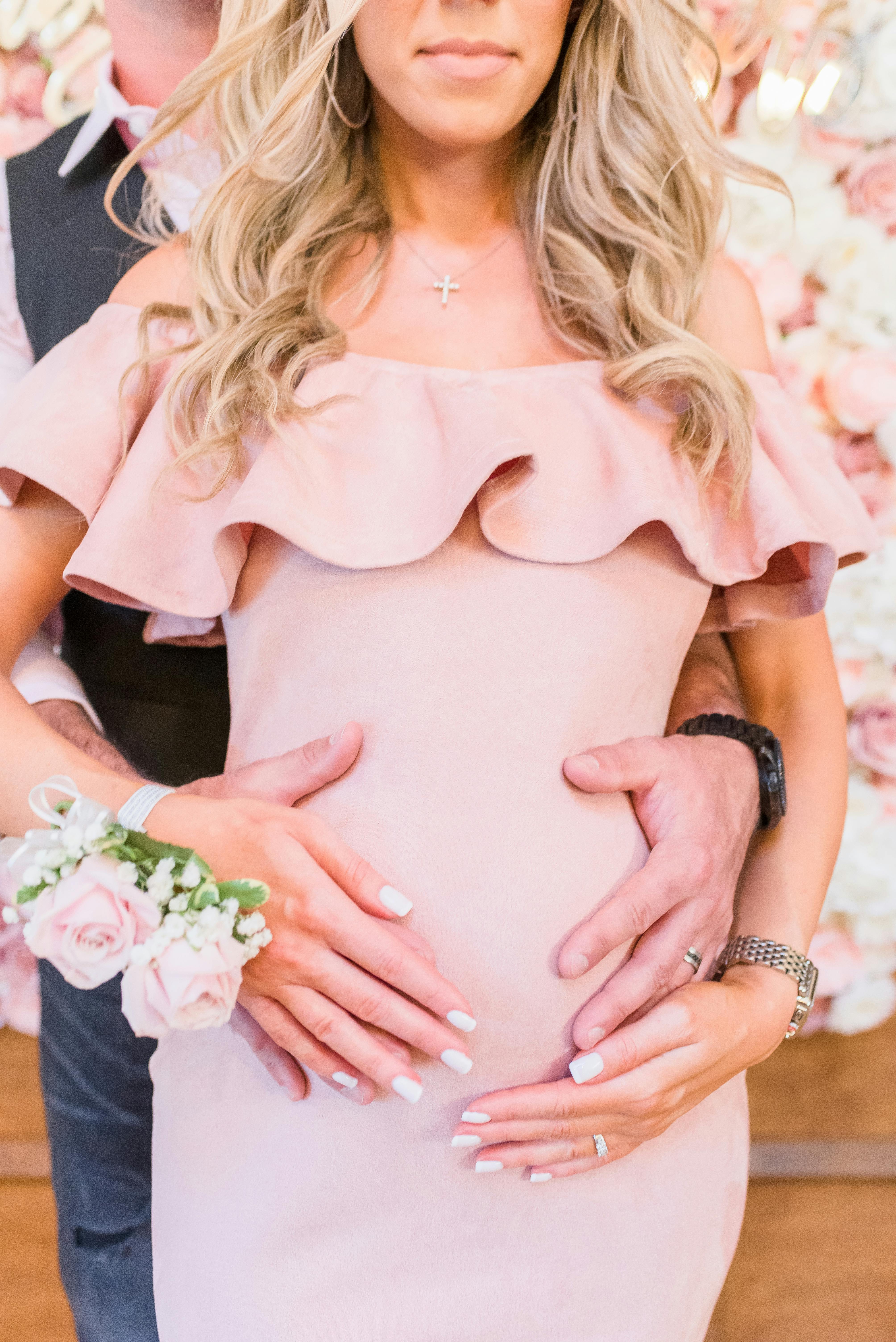 Chic & Intimate Champagne Brunch Baby Shower at Stone House Stirling Ridge  | Keri Calabrese Photography | PartySlate