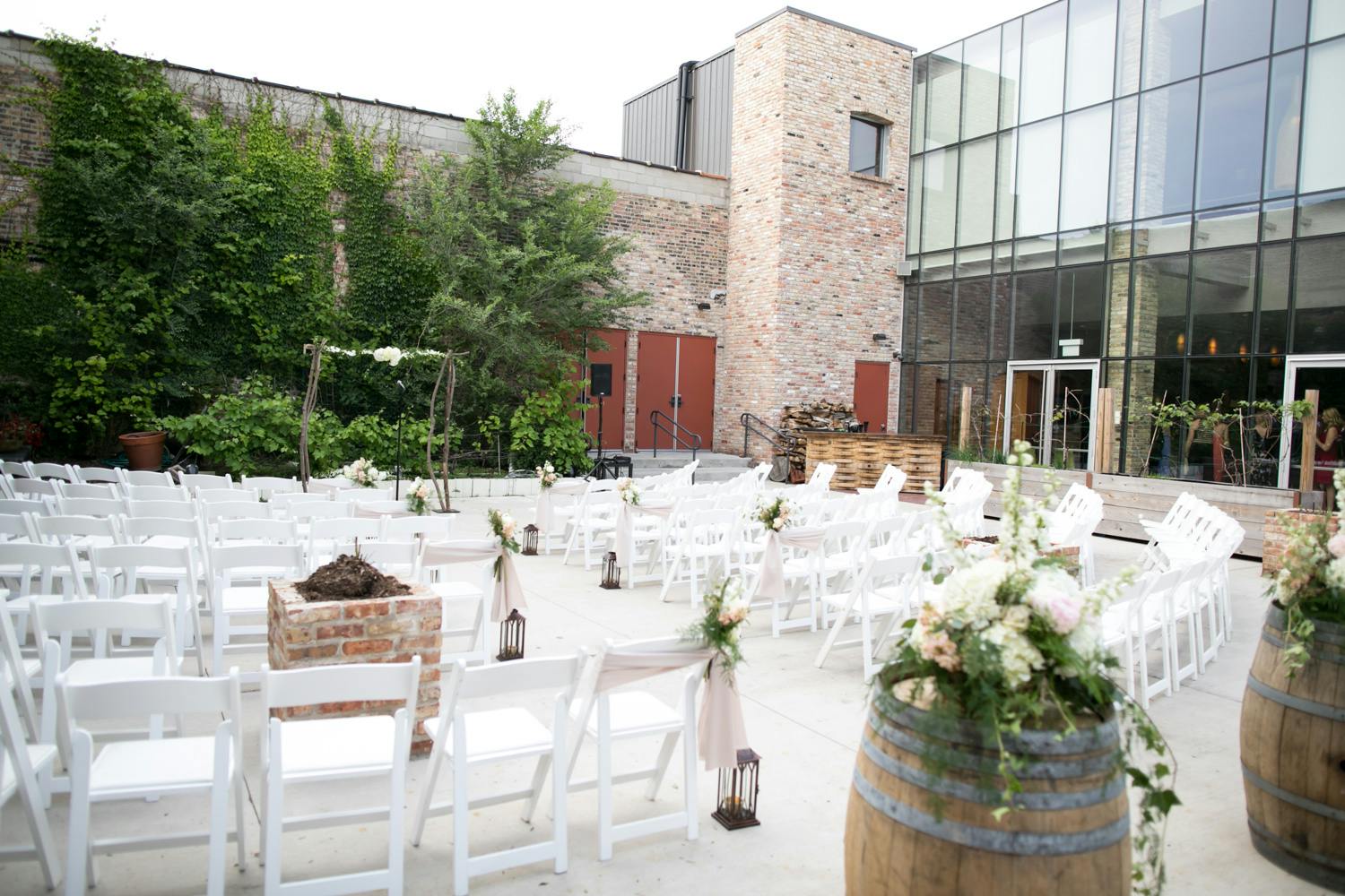 City Winery Chicago Rustic Wedding Partyslate Posted By City Winery Chicago Photo Hosted Partyslate