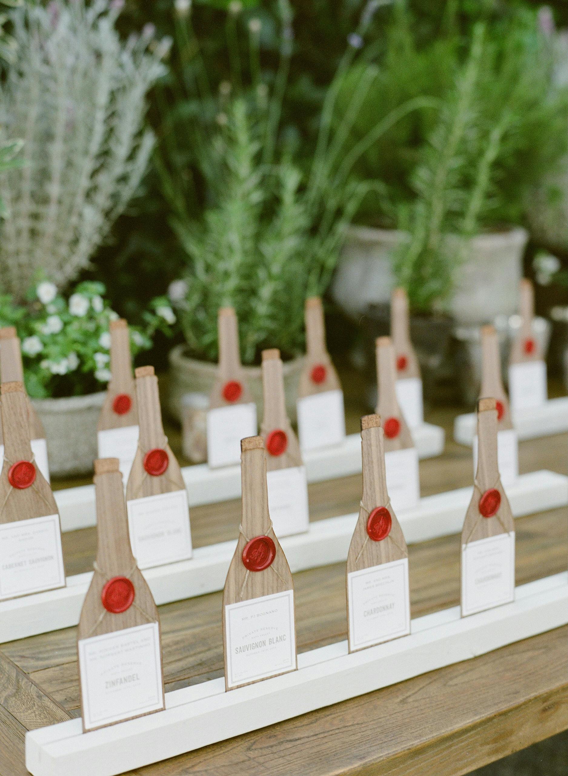 Wedding Place Card Ideas posted by Wiley Valentine