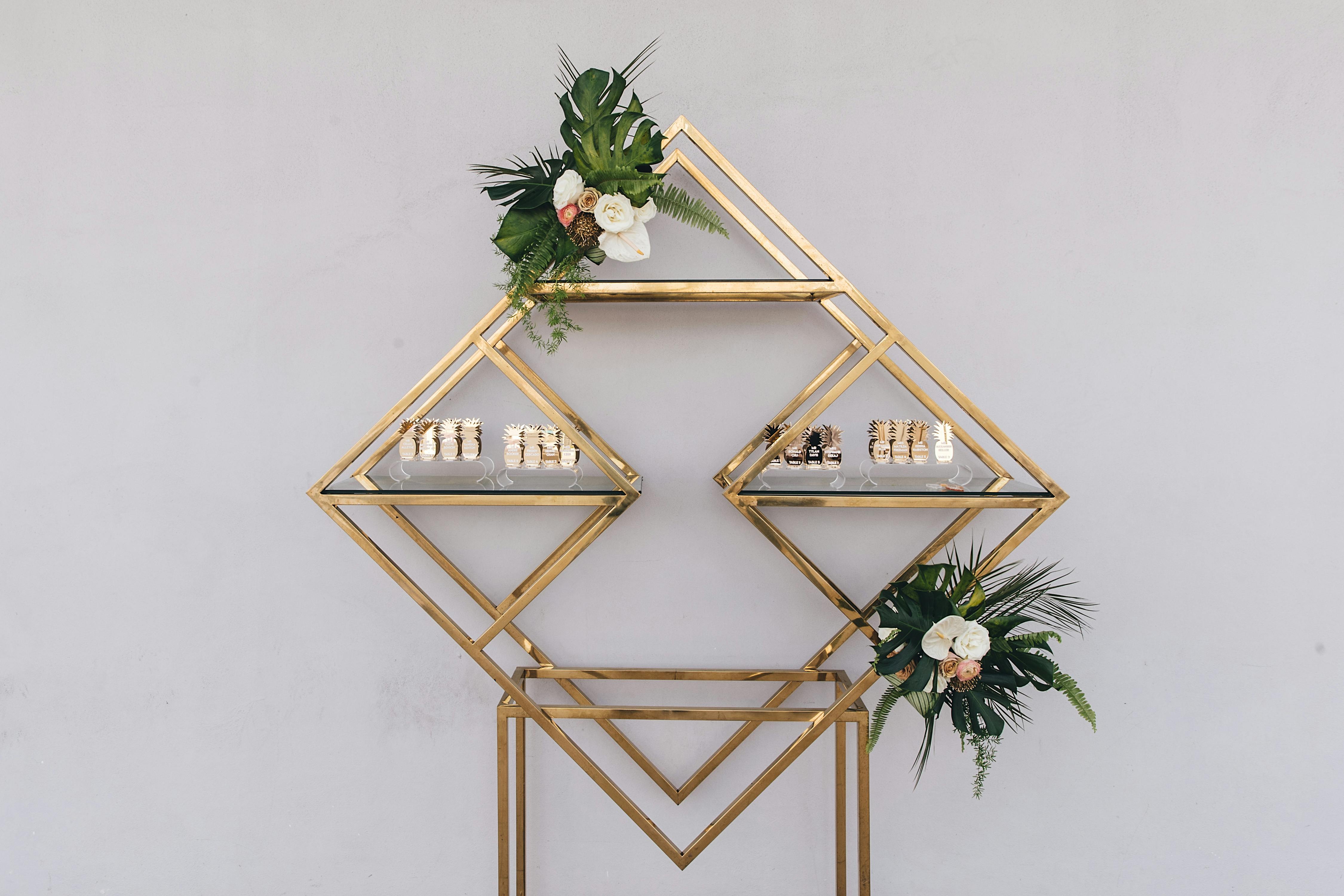 Tropical Gold & Green Wedding at the PENTHOUSE at Riverside Wharf