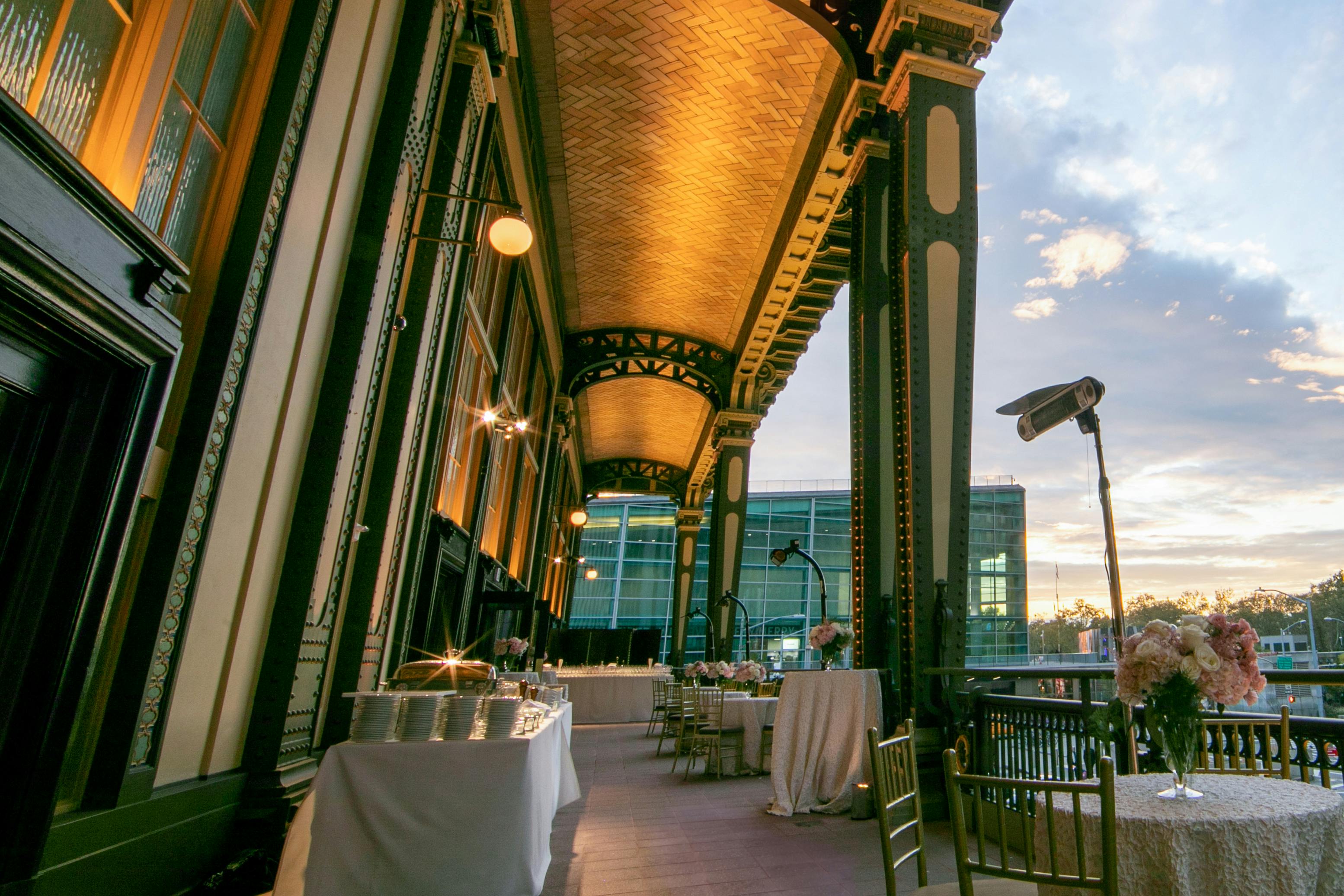 LOGGIA, Outdoor event space at Cipriani South Street