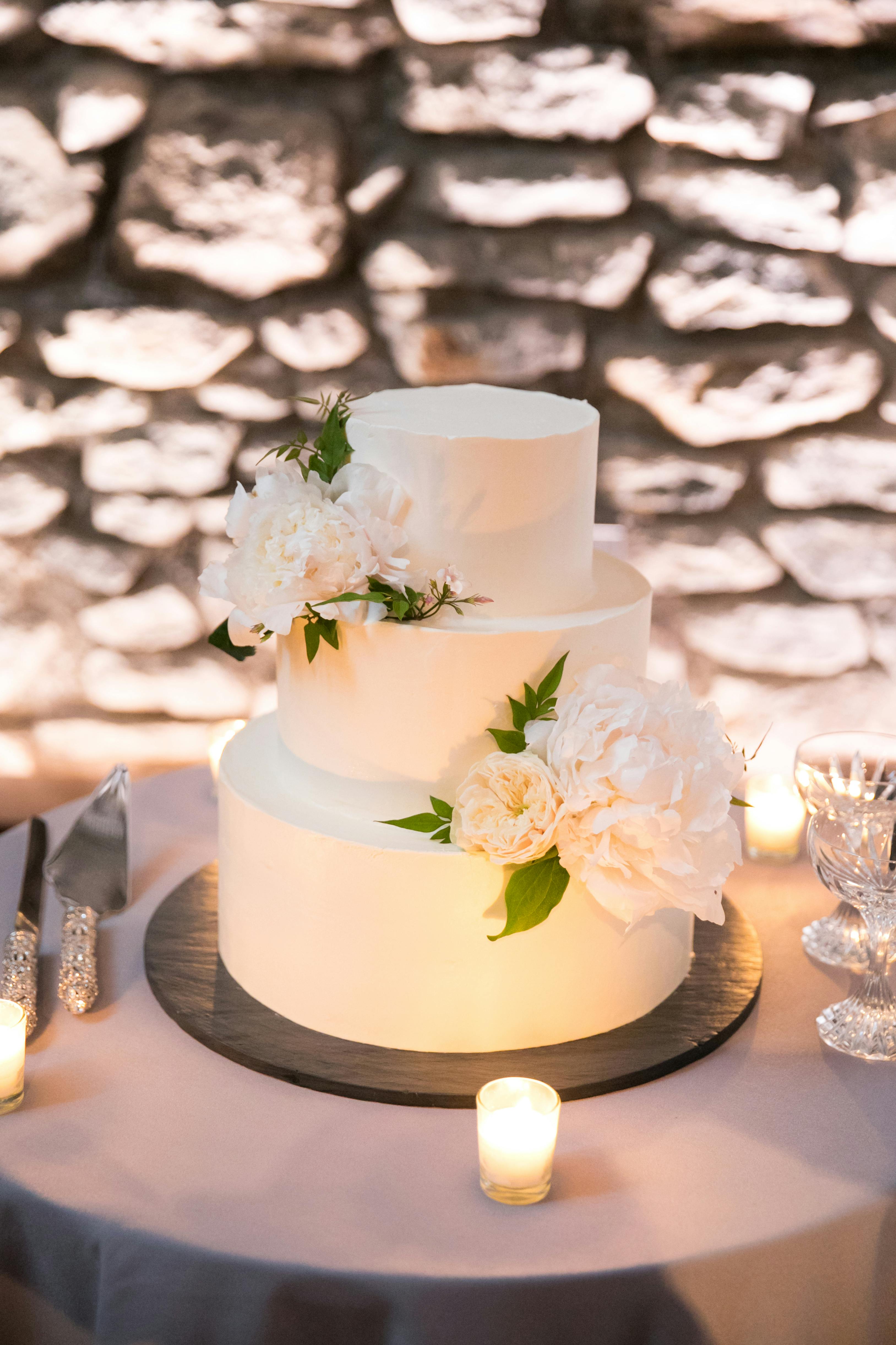 Wedding Cake Ideas posted by Sara Wight Photography