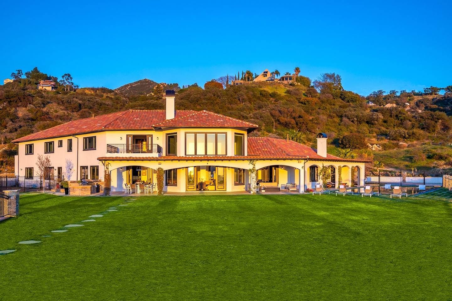 Malibu Garden Estate Living The Dream PartySlate