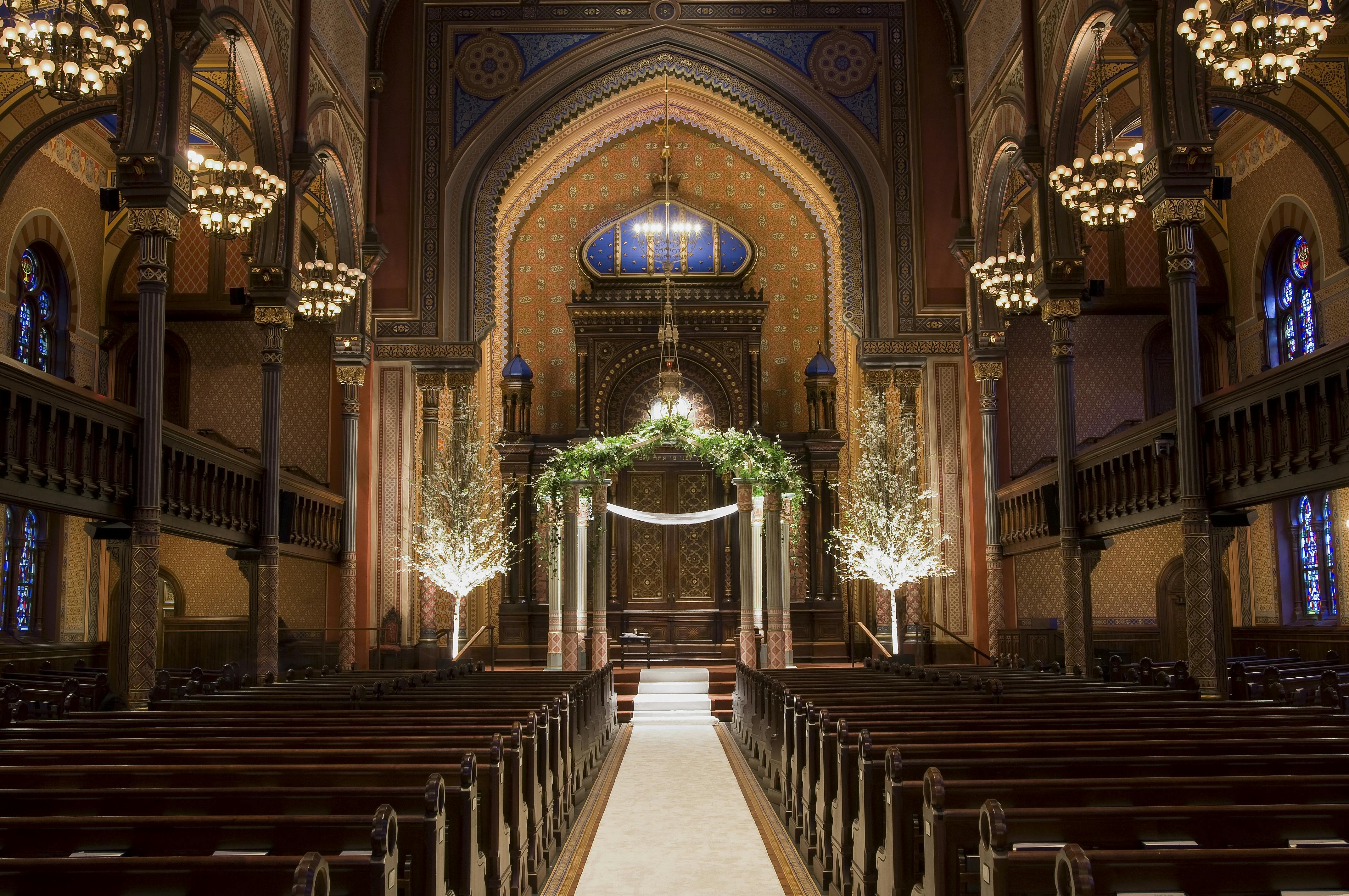 Wedding Aisle Ideas posted by David Monn
