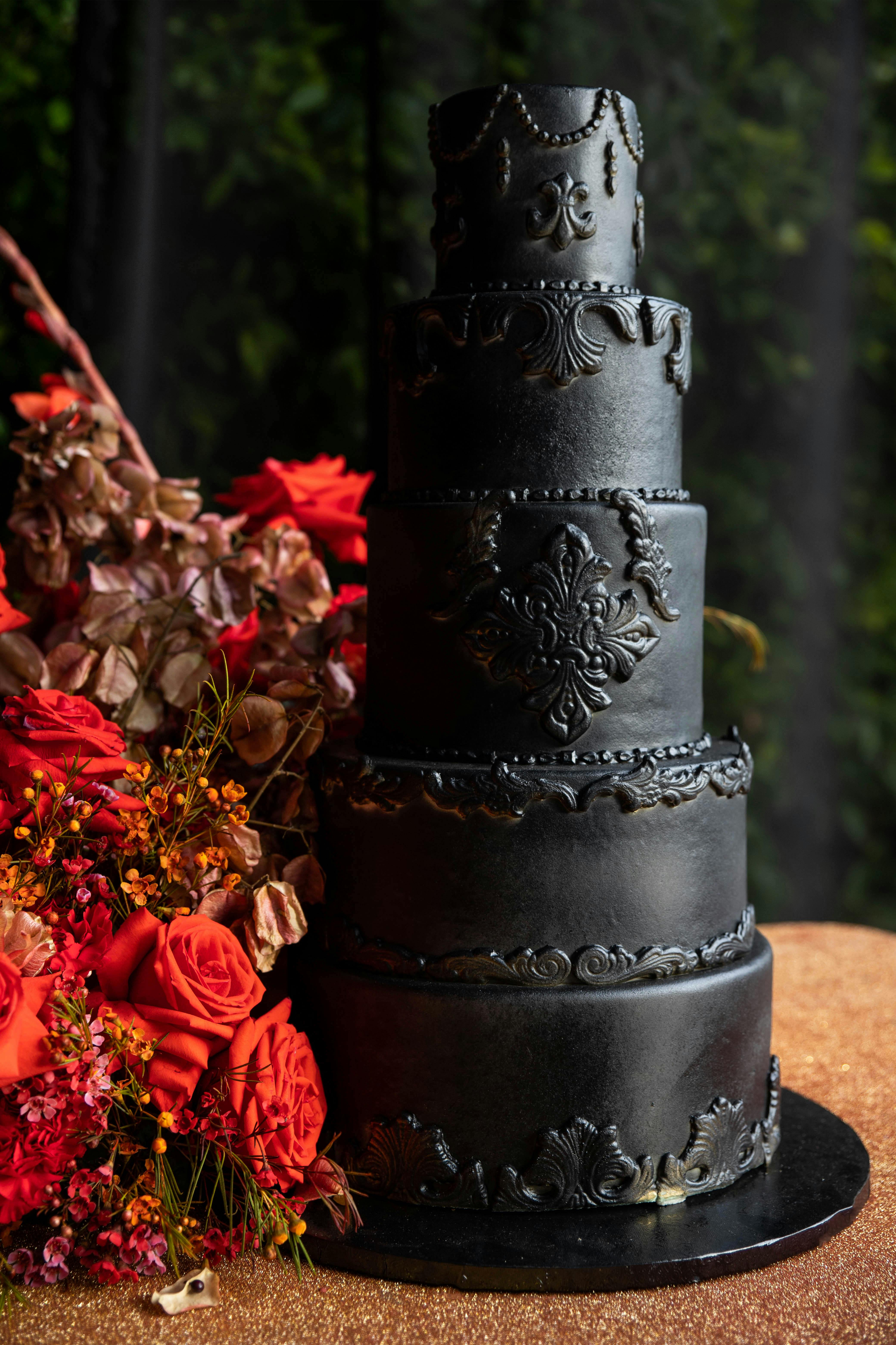 Wedding Cake Ideas posted by Baby Makes Memories