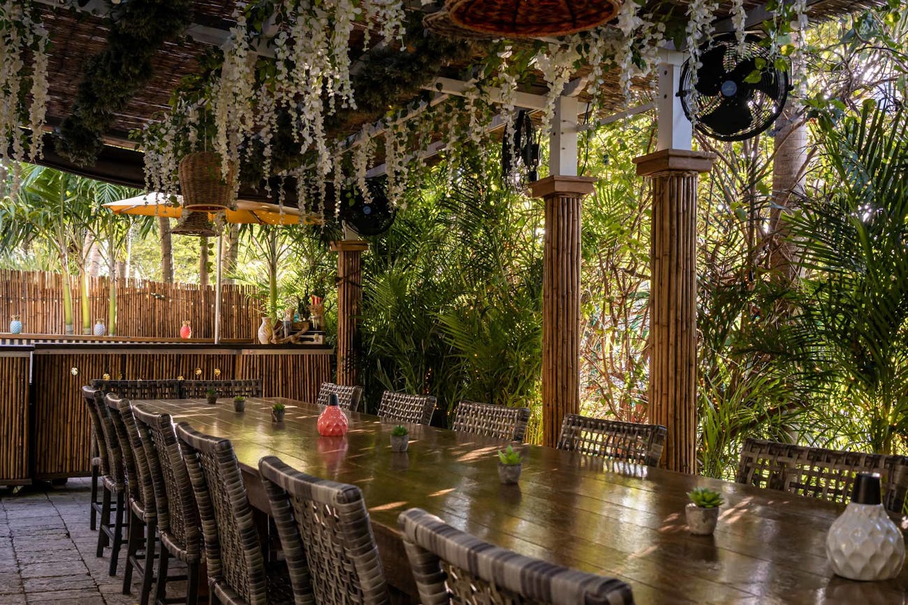 Secret Garden | 27 Restaurant & Bar | PartySlate