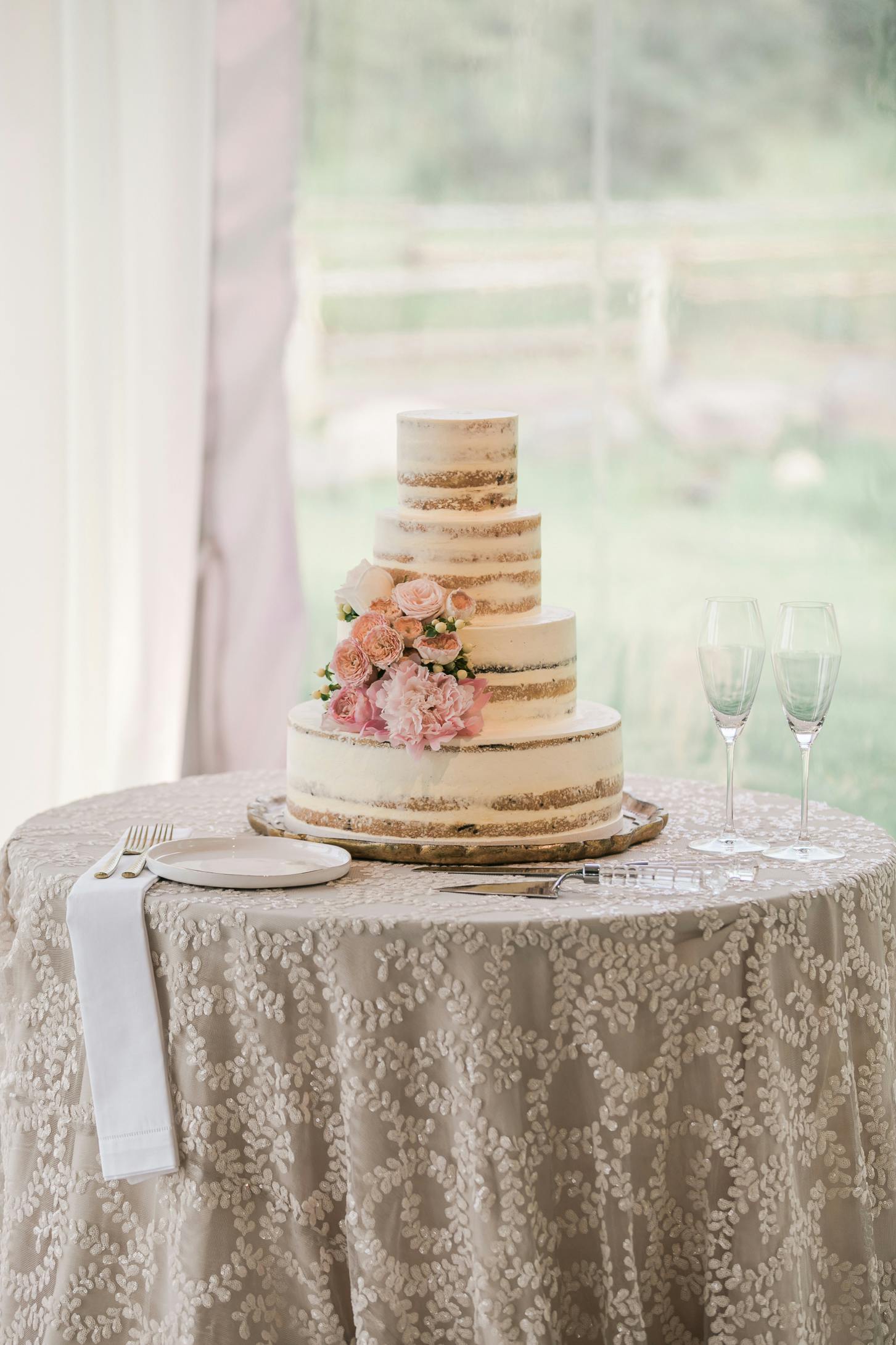 Wedding Cake Ideas posted by Flying Diamond Ranch