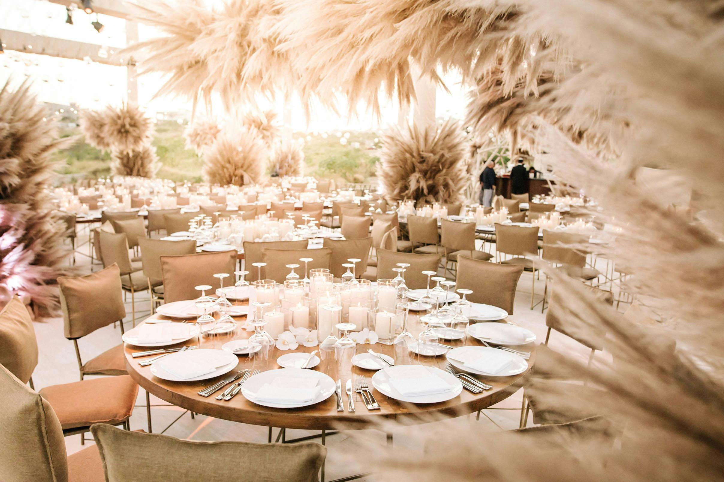 Wedding Centerpiece Ideas posted by Sergio Sandoná Photography