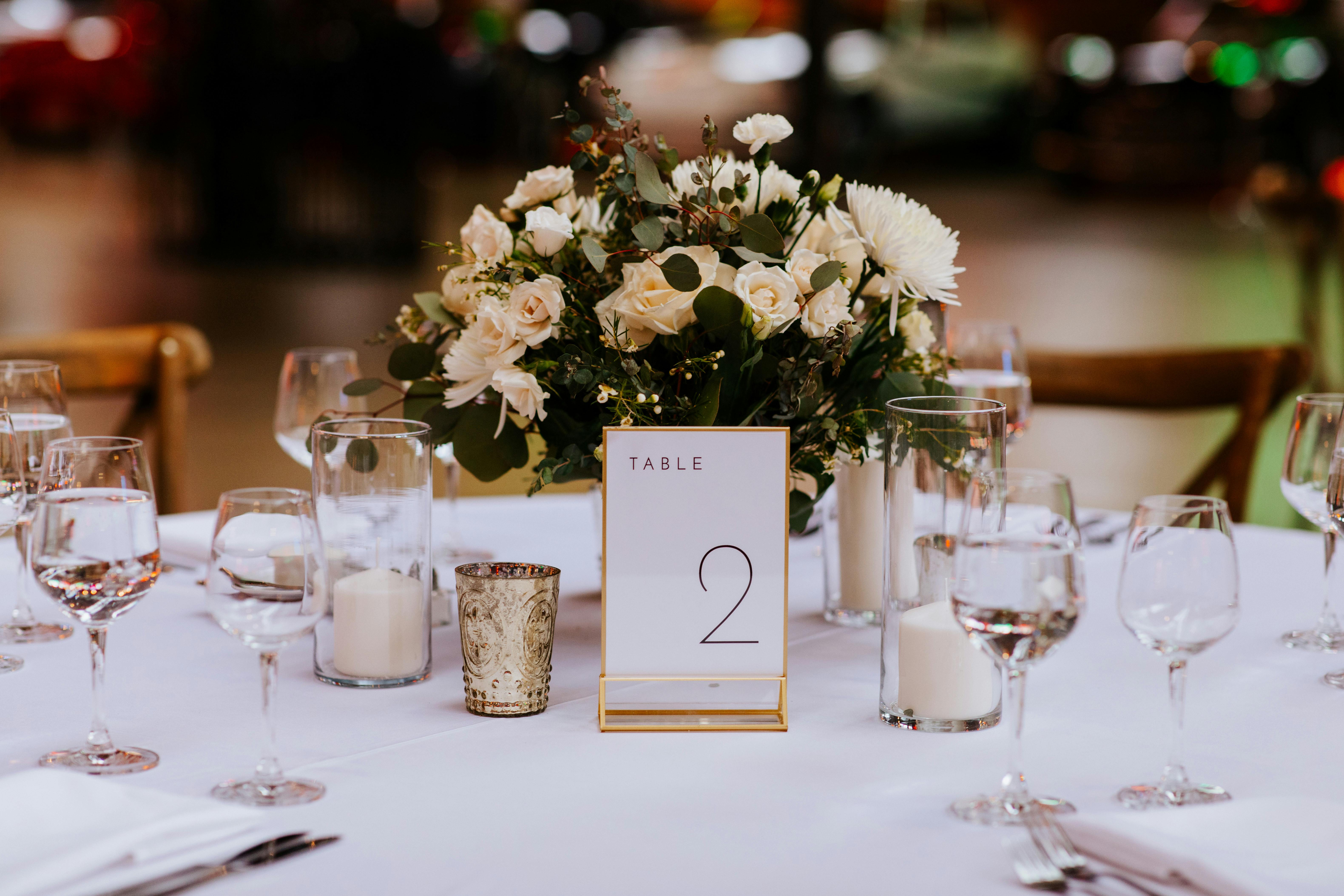 Wedding Centerpiece Ideas posted by Hanna Walkowaik Photography